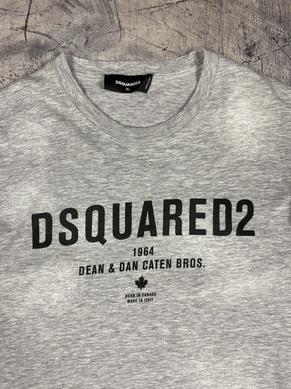 Dsquared2 Dsquared2 Designer Luxury Tee T Shirt Size US XL / EU 56 / 4 - 5 Thumbnail