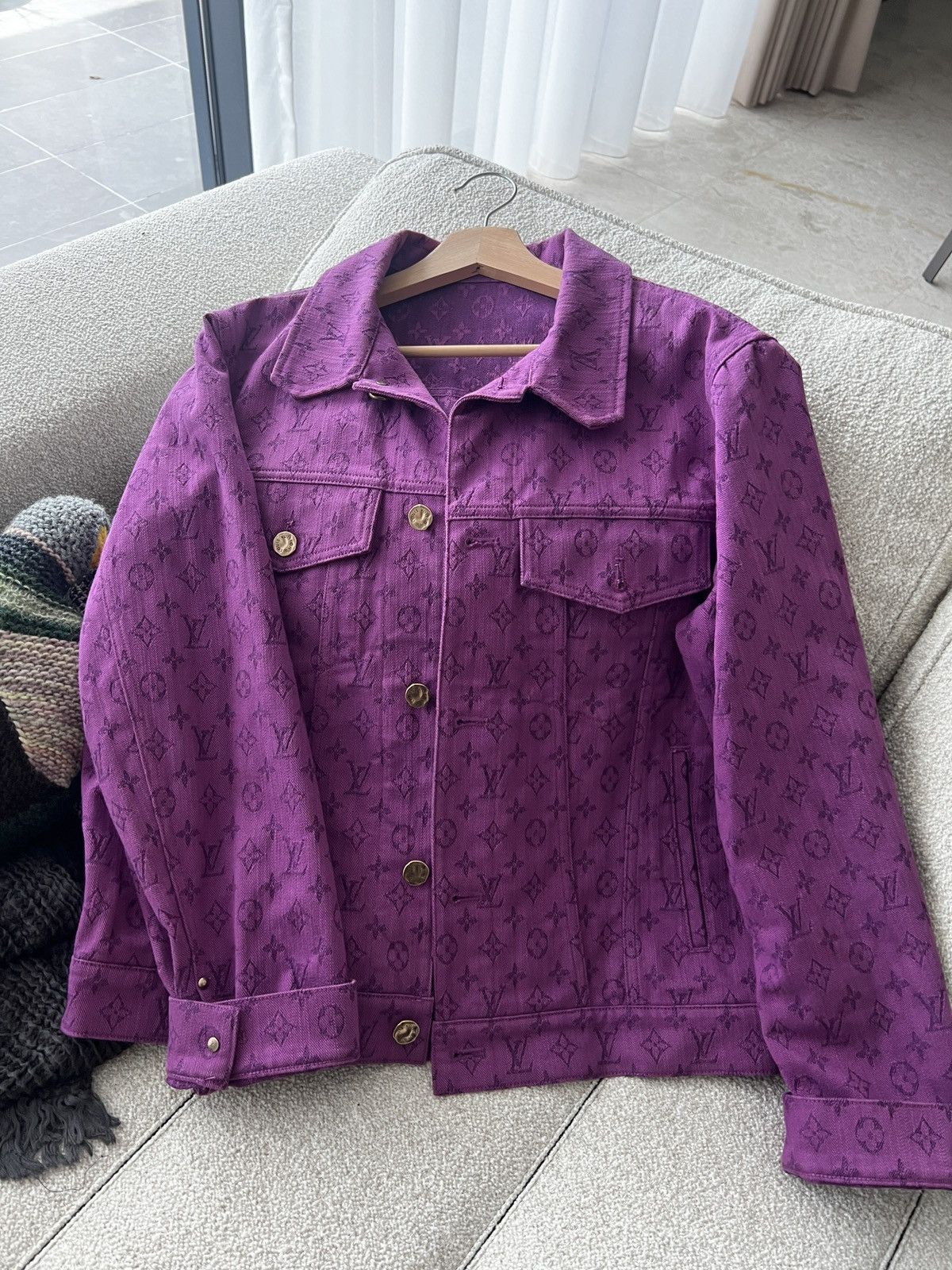 Louis Vuitton × Virgil Abloh Louis Vuitton Virgil Abloh Monogram Denim Jacket Size US M / EU 48-50 / 2 - 4 Thumbnail