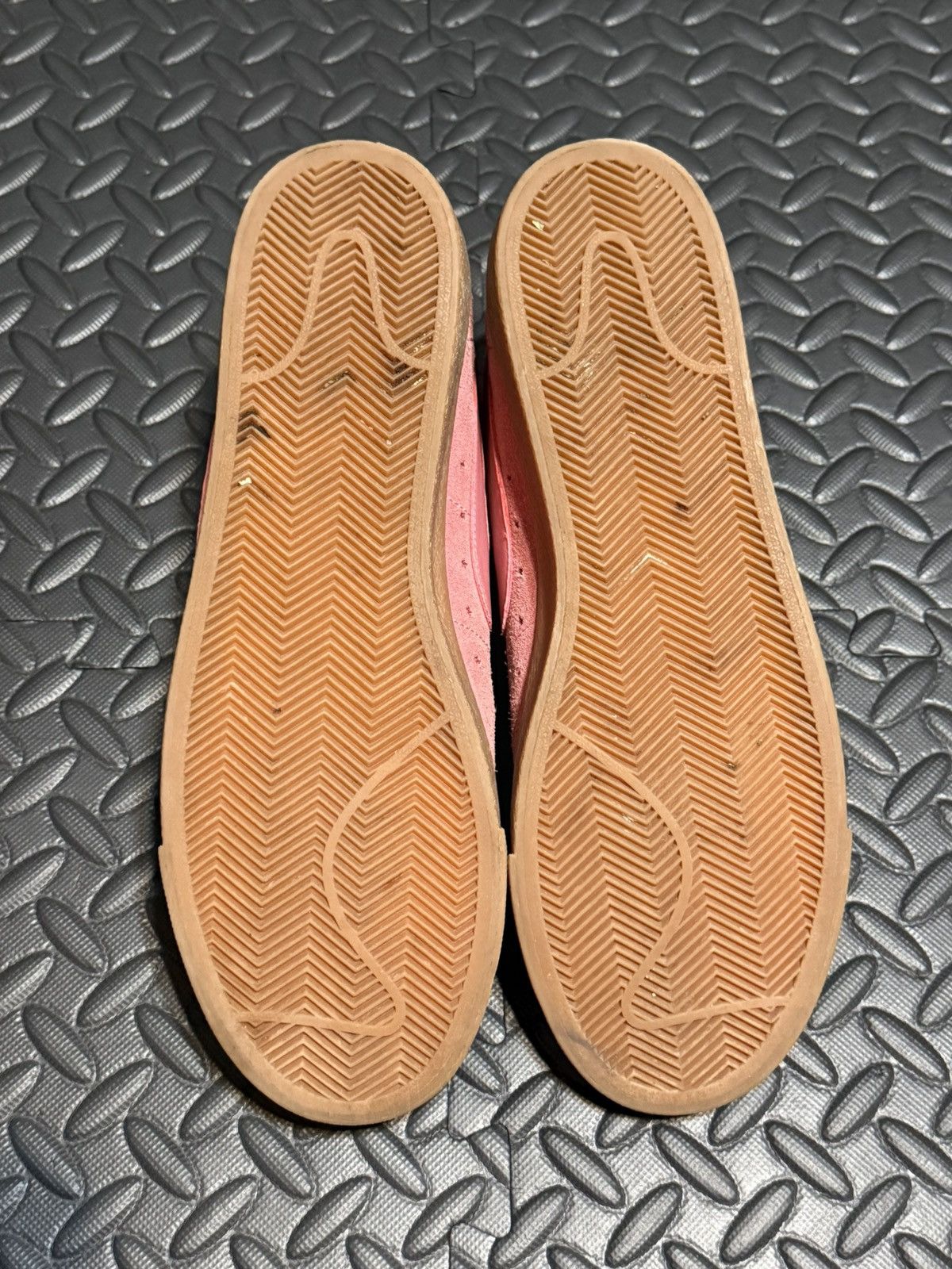 Supreme Supreme Blazer Lowe Pink Size US 12 / EU 45 - 9 Thumbnail
