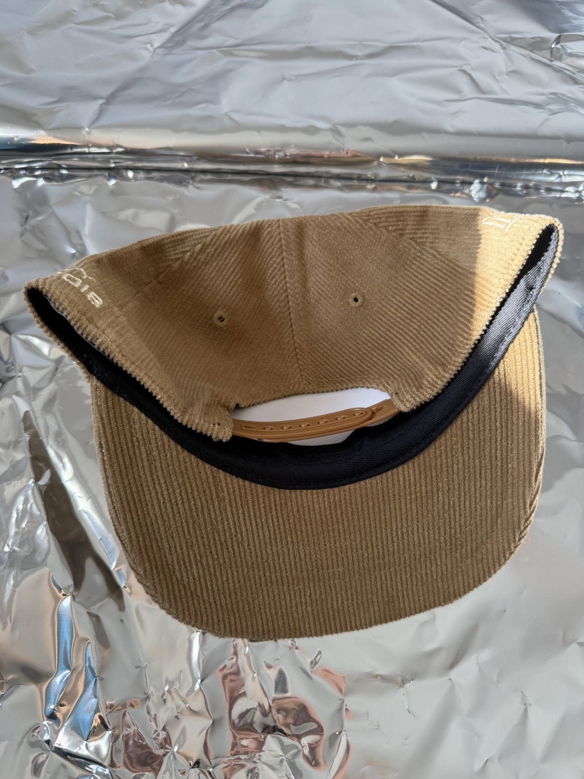 Trinity The Label Trinity Label Bellwoods Corduroy SnapBack Hat New Condition Size ONE SIZE - 3 Thumbnail