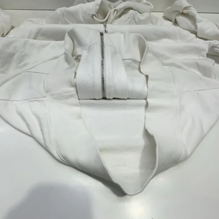 Givenchy Givenchy Givenchy Men’s White Hooded Sweatshirt -2507 Size US S / EU 44-46 / 1 - 8 Thumbnail
