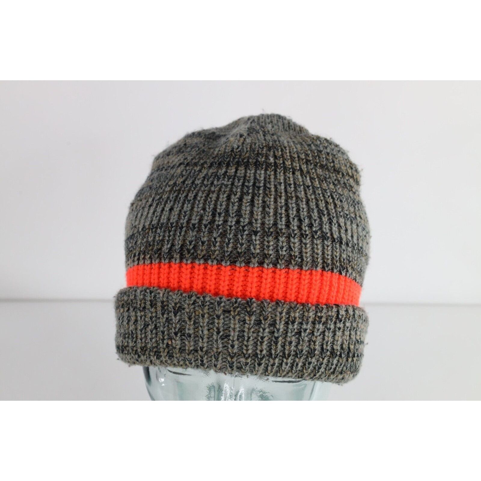 Vintage Vintage 90s Streetwear Reversible Ribbed Knit Beanie Hat Size ONE SIZE - 1 Thumbnail