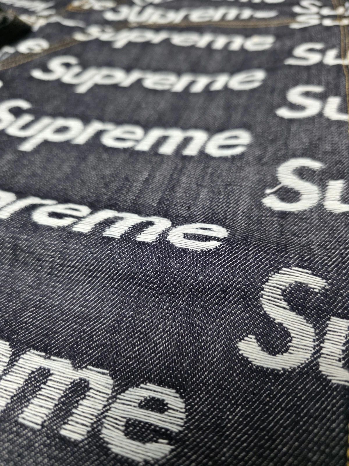 Supreme Supreme Jacquard Logos Double Knee Denim Painter Jeans Sz 30 Size US 30 / EU 46 - 6 Thumbnail
