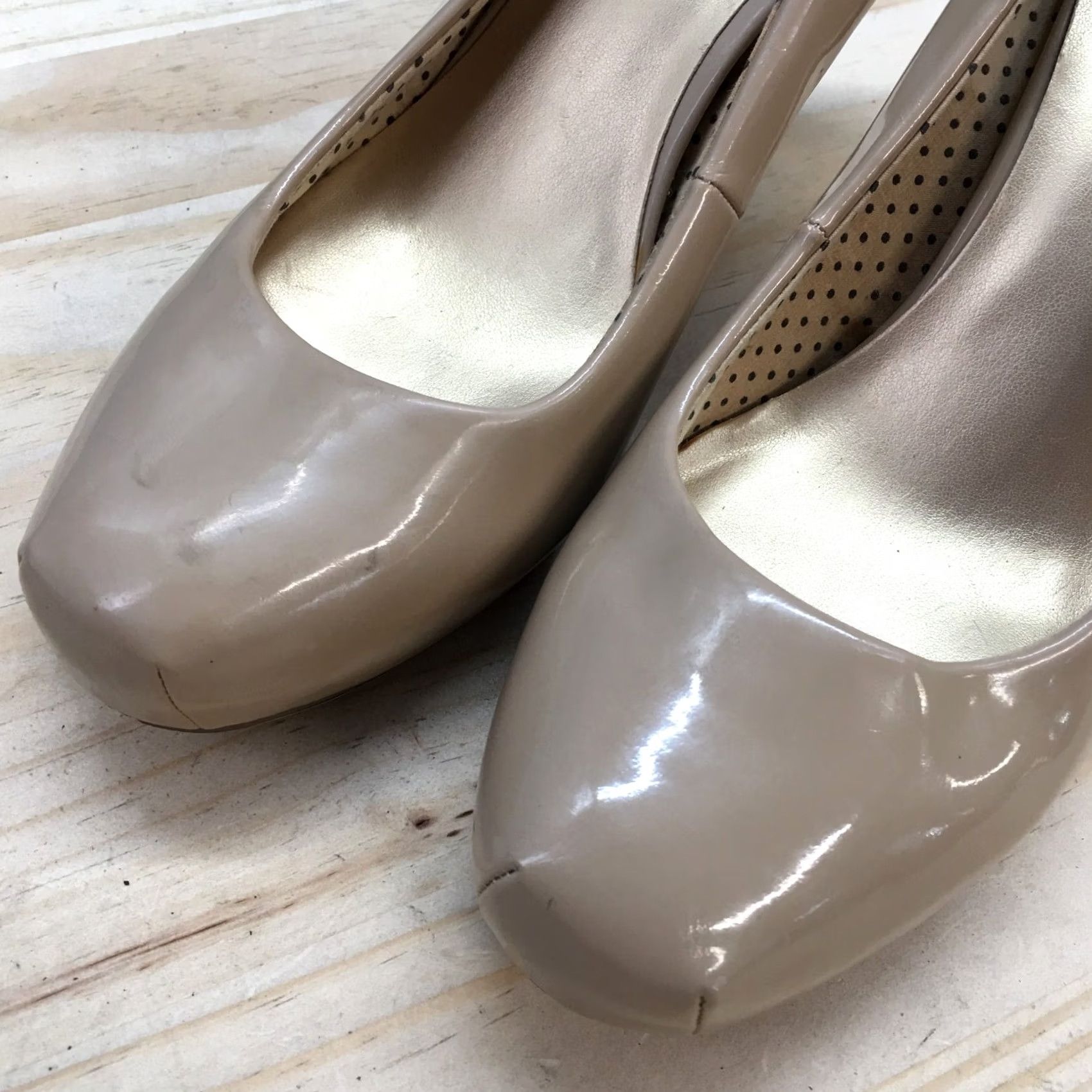 Vintage Madden Girl Heels Womens Pump Stiletto Brown Patent Leather Slip On Casual 8.5 Womens Size US 9 / IT 39 - 4 Thumbnail