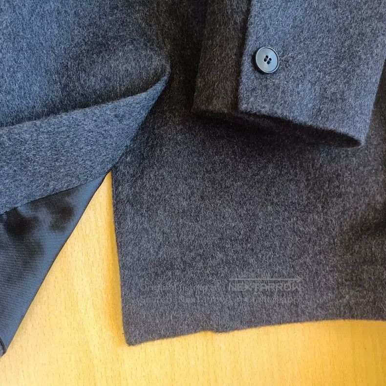 Valentino Valentino Wool coat Size US S / EU 44-46 / 1 - 6 Thumbnail