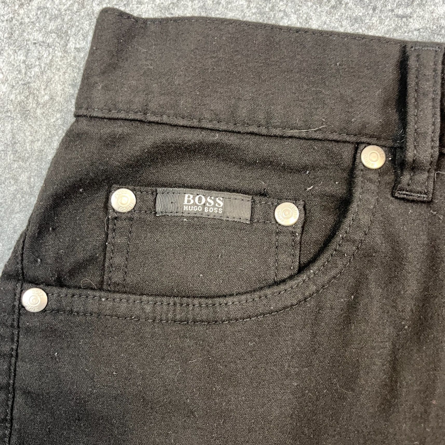 Hugo Boss HUGO BOSS Jeans Straight 32 34 Black Wool Blend Stretch Vintage Montana Mens Denim 5-Pocket Design Regular Jeans Mens Size US 32 / EU 48 - 7 Thumbnail