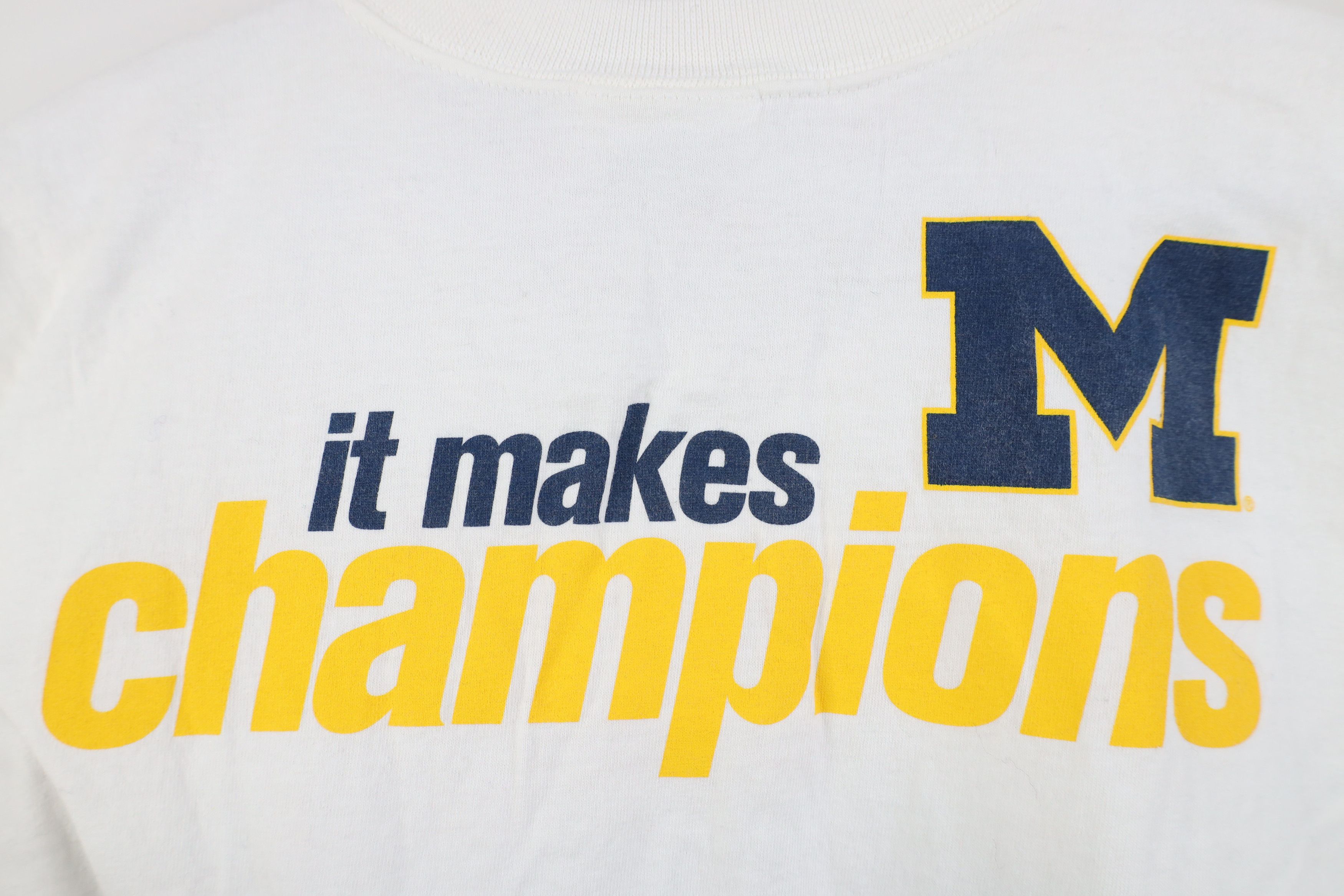 Nike Vintage Nike Swoosh University of Michigan Muscle T-Shirt Size US XL / EU 56 / 4 - 12 Thumbnail