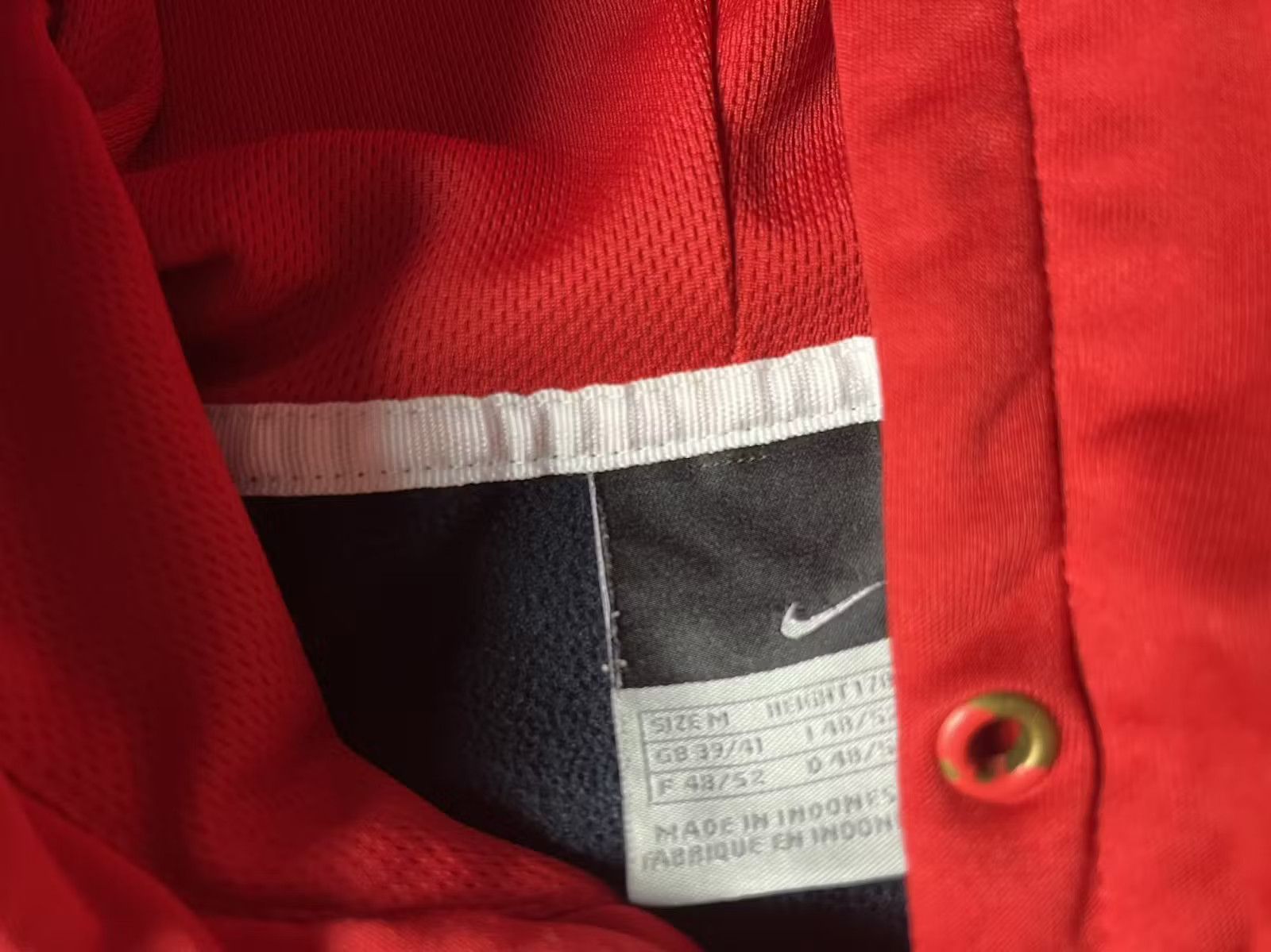 Nike Nike hoodie soccer jersey football size Medium Size US M / EU 48-50 / 2 - 4 Thumbnail