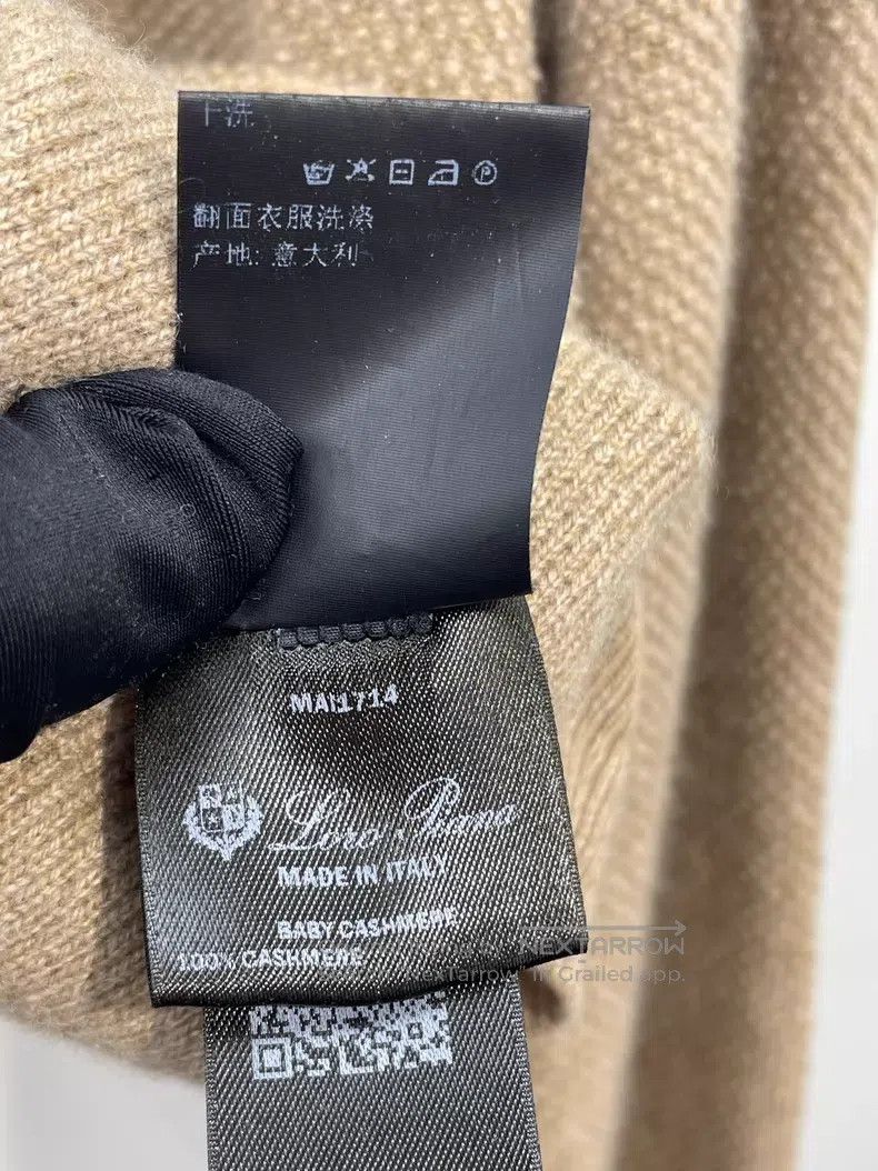 Loro Piana Loro Piana Solid color knitted cashmere sweater. Size S / US 4 / IT 40 - 8 Thumbnail