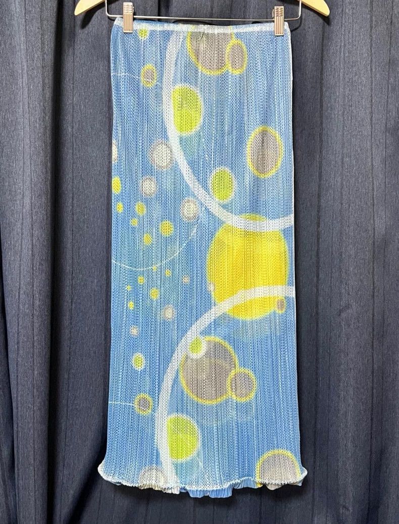 Issey Miyake Issey Miyake size:1 Light blue bubble planet skirt Size 22" - 1 Thumbnail