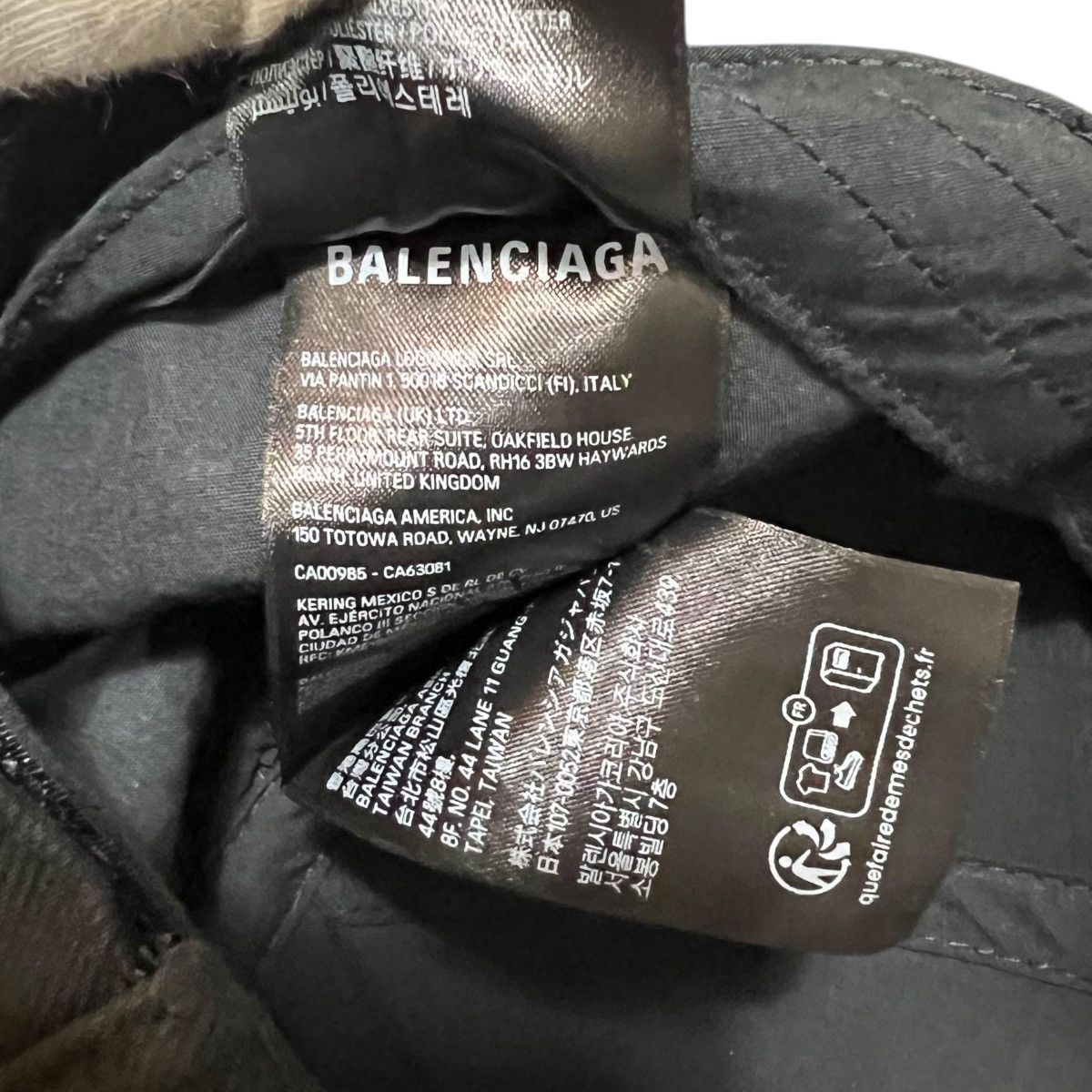 Balenciaga BALENCIAGA 23AW Unity Sports Icon Distressed Cap | Grailed