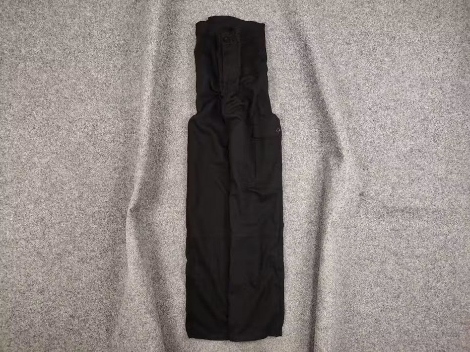 Japanese Brand Vintage 90's Japanese Baggy Black Pocket Cargo Pants Size US 36 / EU 52 - 1 Thumbnail
