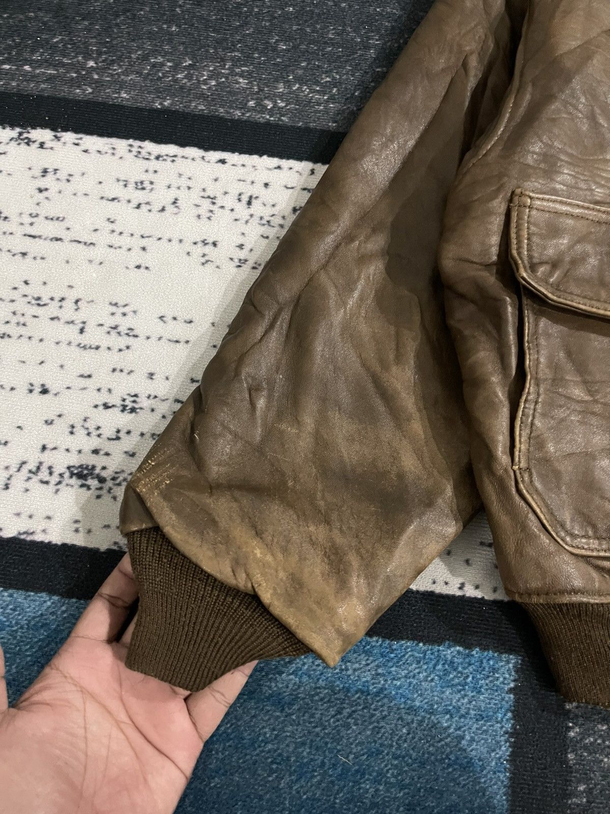 Vintage Vintage Sheep Leather Bomber Jacket Size US L / EU 52-54 / 3 - 8 Thumbnail