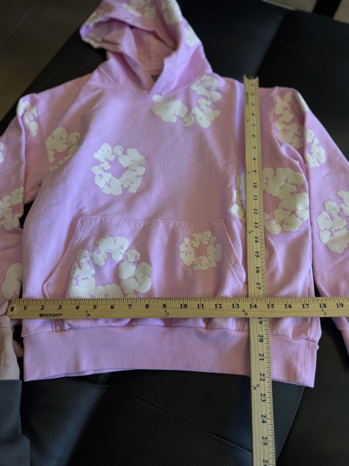 DENIM TEARS Denim Tears Cotton Wreath Hoodie Size S (NEW) Size US S / EU 44-46 / 1 - 6 Thumbnail