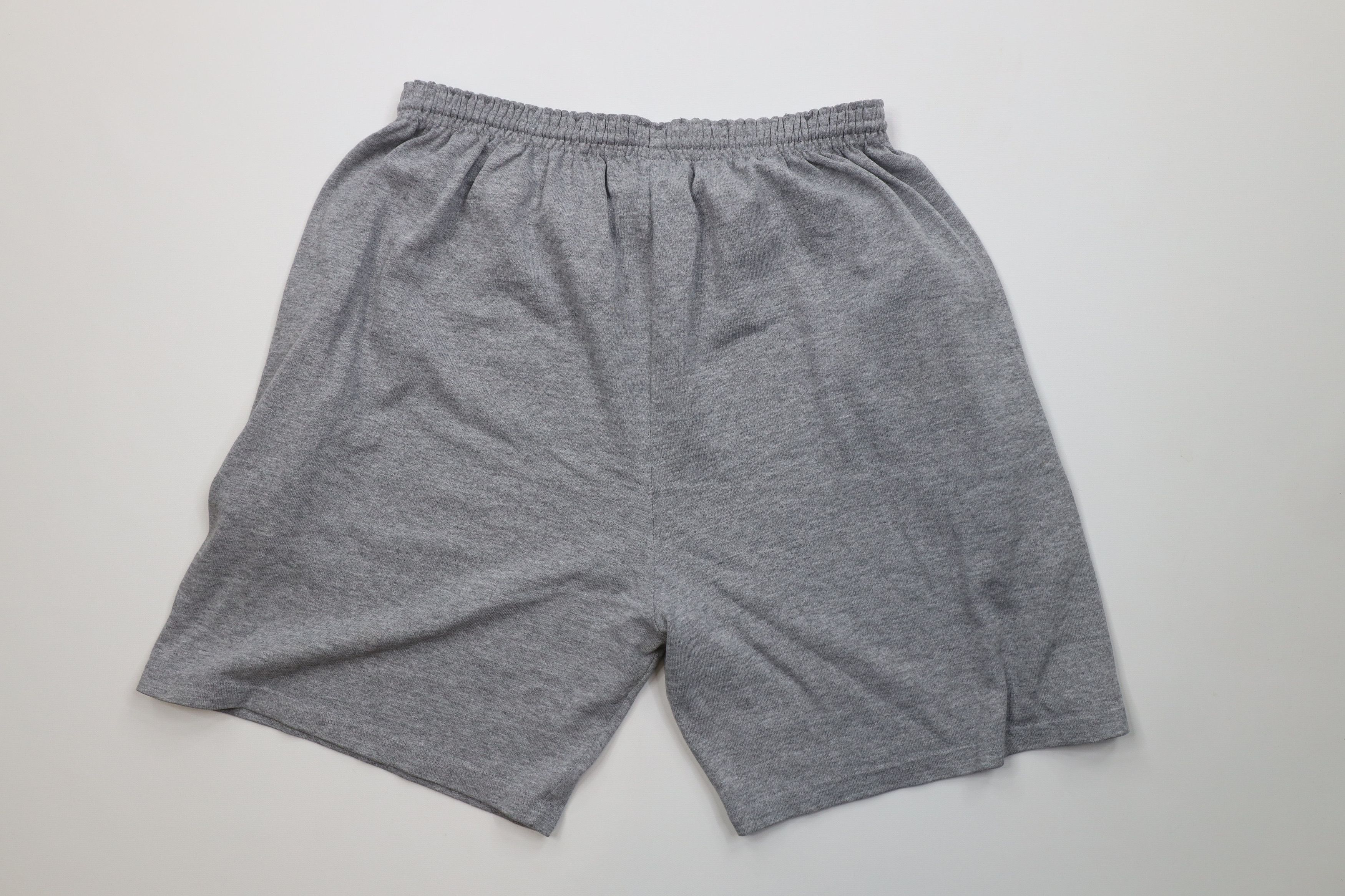 Champion Vintage 90s Champion Above Knee Shorts Heather Gray Size US 34 / EU 50 - 8 Thumbnail
