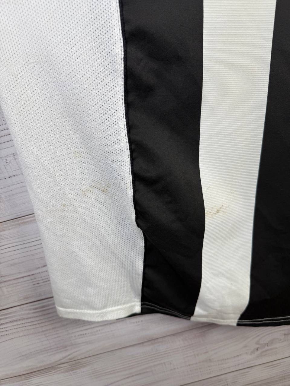 Nike 2004/05 NIKE JUVENTUS HOME SOCCER FOOTBALL JERSEY SHIRT Size US XL / EU 56 / 4 - 22 Thumbnail