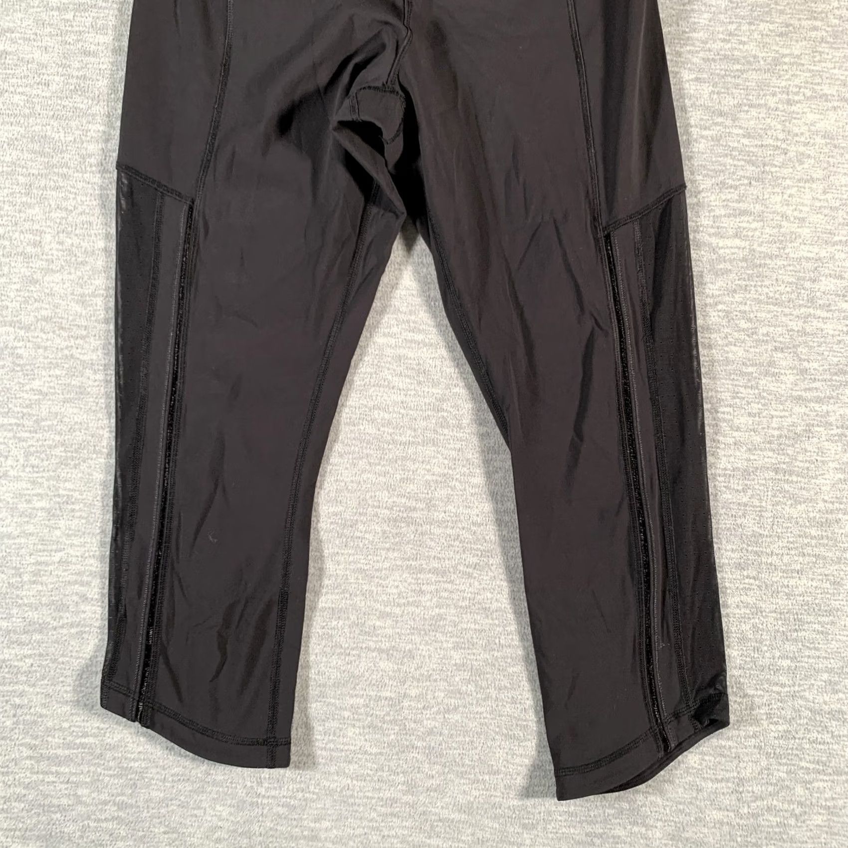 Lululemon Lululemon Pants Womens 6 Black Crop High Rise Leggings Yoga Pocket Athletic Gym Size 28" / US 6 / IT 42 - 3 Thumbnail