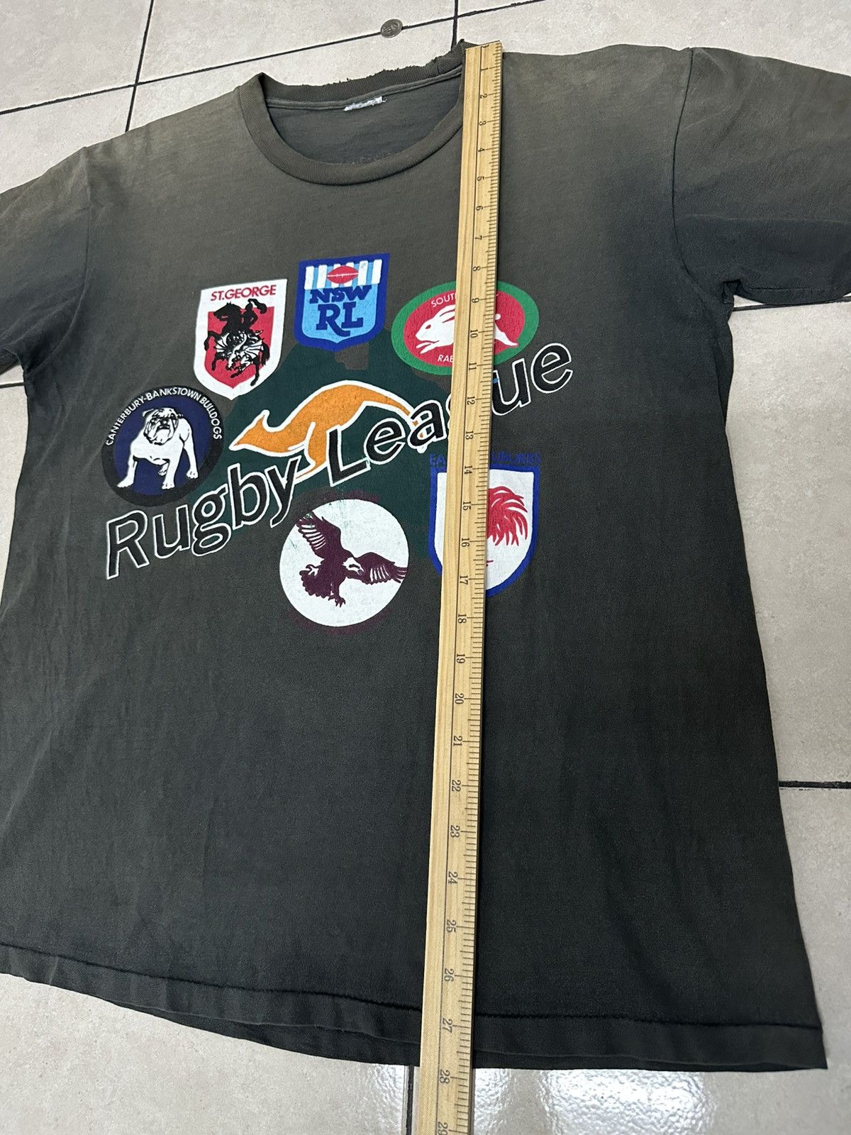 Anvil Vintage Team Rugby League Thrashed Sunfaded Tshirt Size US L / EU 52-54 / 3 - 4 Thumbnail