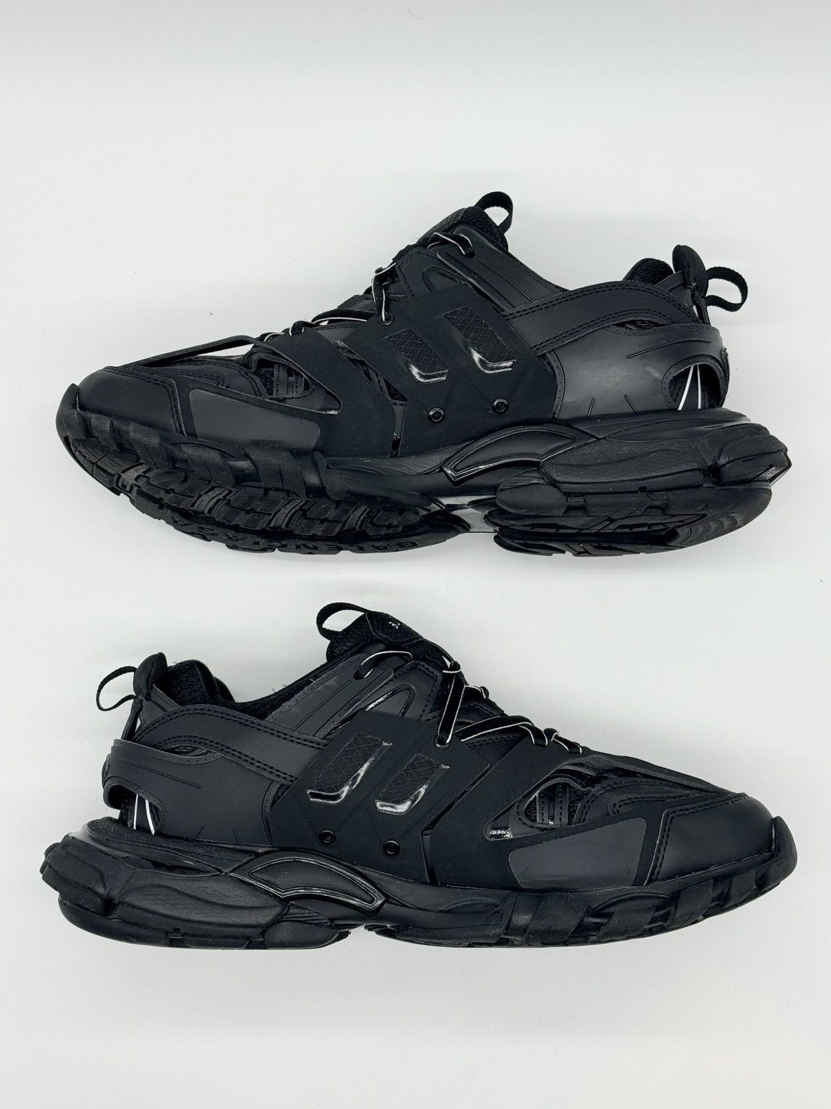 Balenciaga Size 10 - Balenciaga Track Triple Black Size US 10 / EU 43 - 3 Thumbnail
