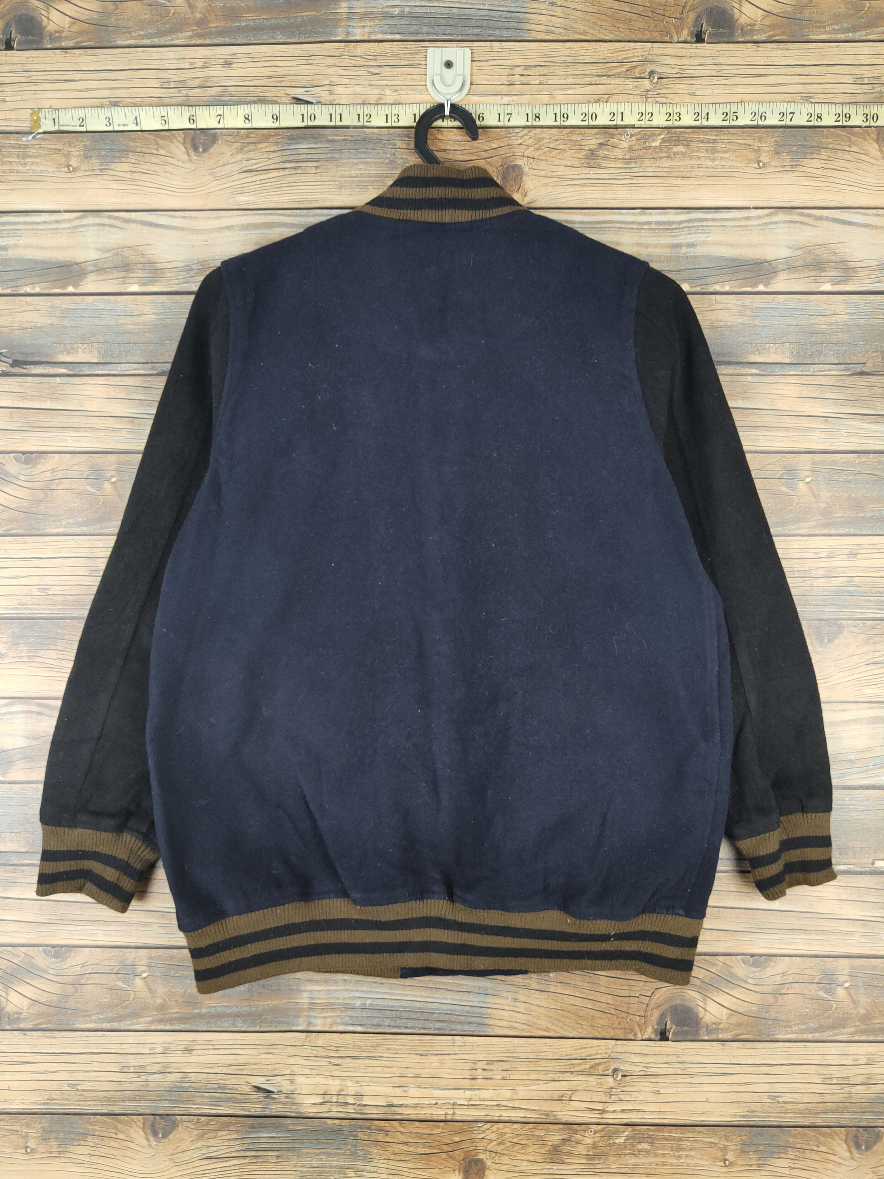 Disney Disney Navy Black Donald Duck Varsity Jackets #W1077 Size US S / EU 44-46 / 1 - 9 Thumbnail