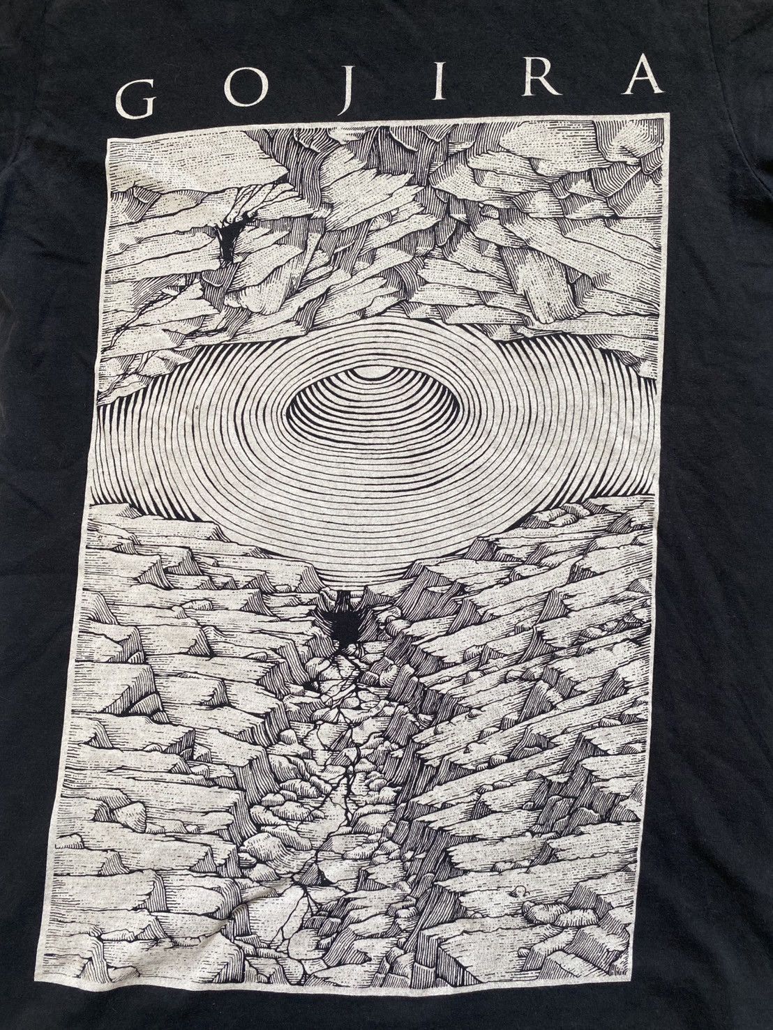 Band Tees Gojira Band Tee Size US M / EU 48-50 / 2 - 2 Thumbnail
