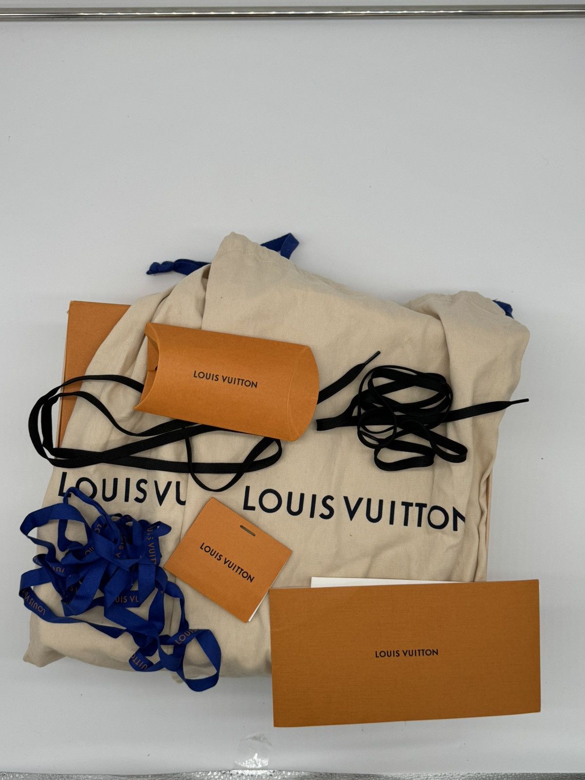 Louis Vuitton LOUIS VUITTON TRAINER MONOGRAM PURPLE Size US 11 / EU 44 - 8 Thumbnail