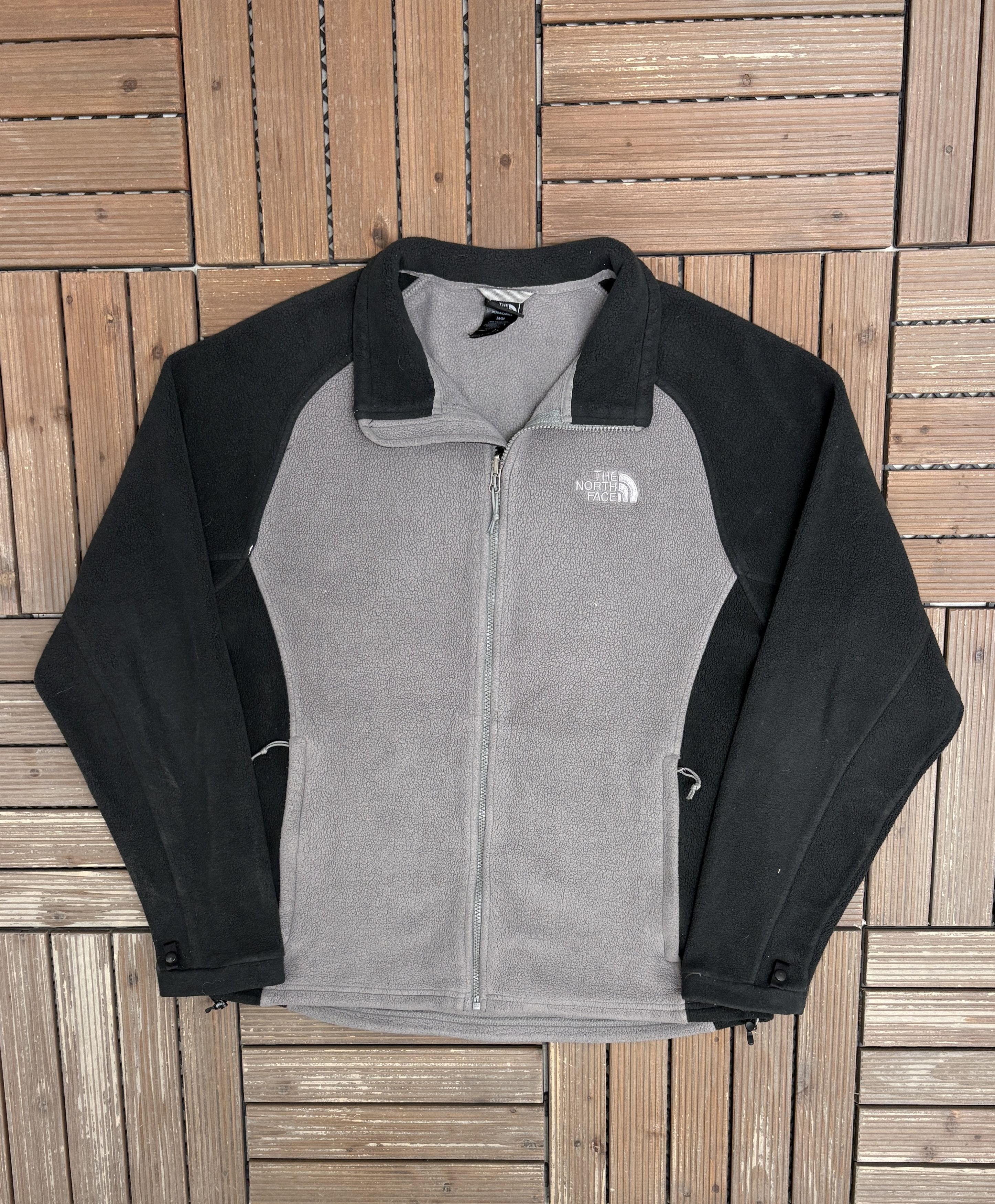 The North Face The North Face Embroidered Vintage Grey Fleece Sweater Size US M / EU 48-50 / 2 - 1 Thumbnail