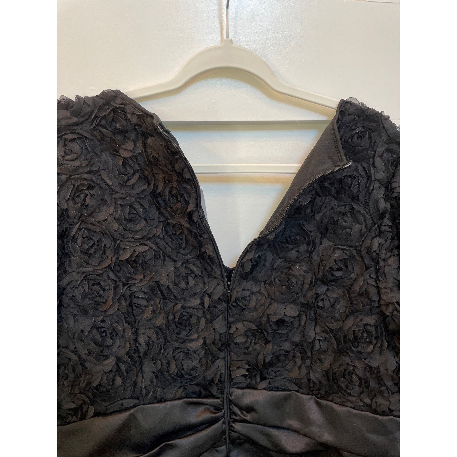 Shein NWT Shein Modely Plus 3D Flowers Puff Sleeve Ruched Dress Size XXL / US 16-18 / IT 52-54 - 7 Thumbnail