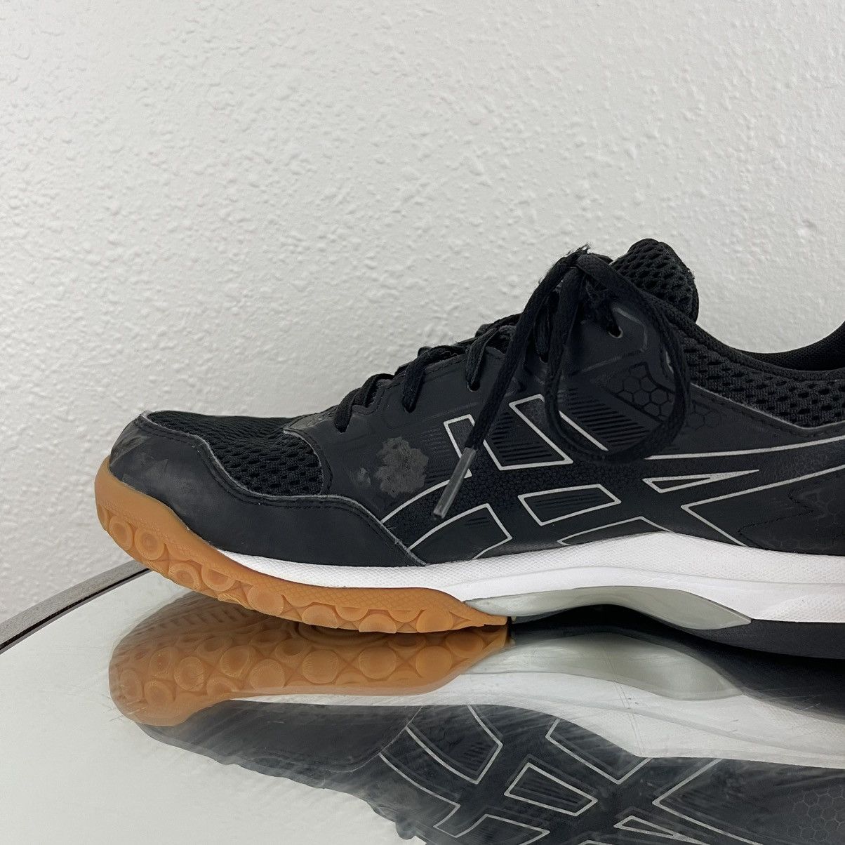 Asics ASICS Womens Black White Gel-Rocket 8 B756Y Sport Shoes Size US 9 / IT 39 - 9 Thumbnail