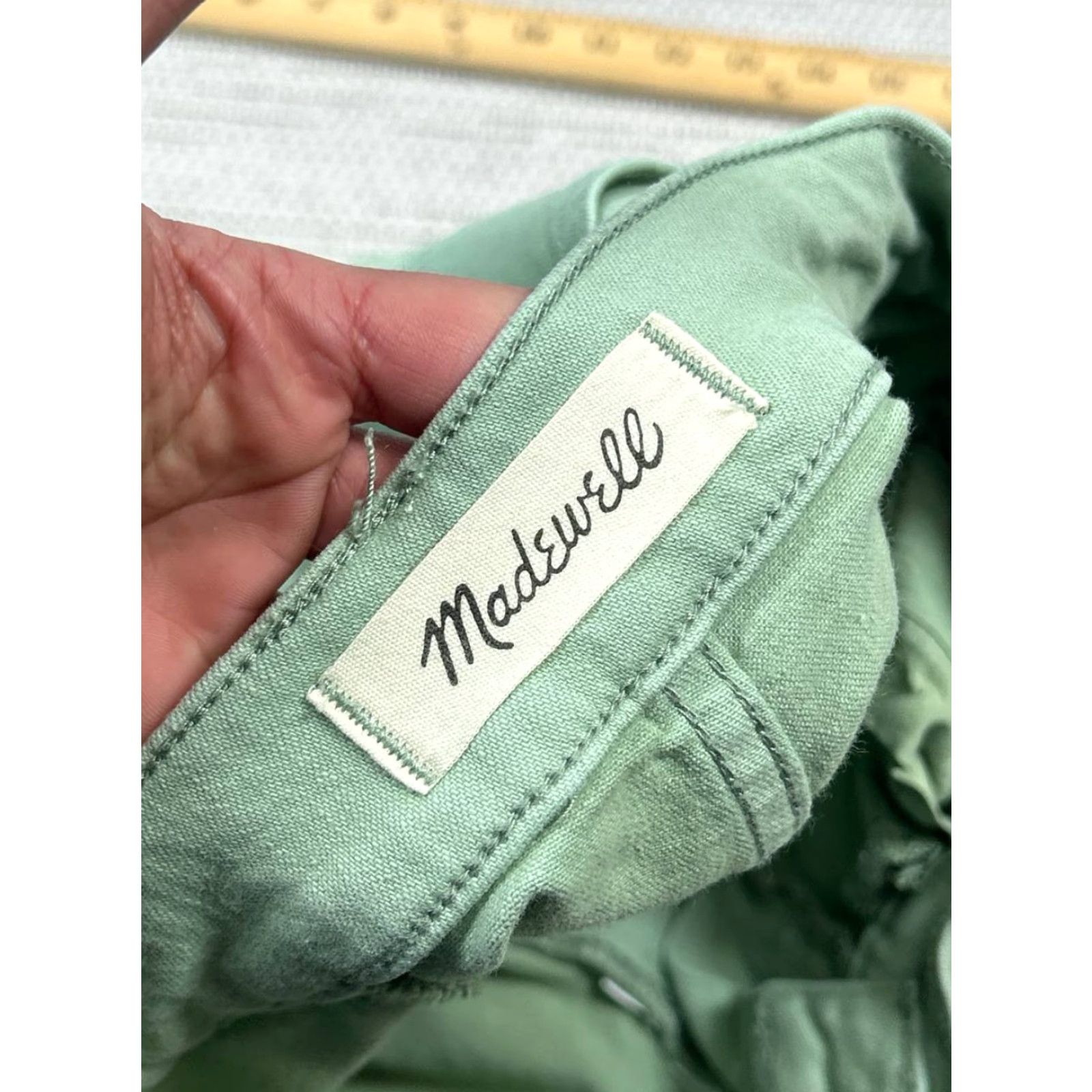 Madewell Madewell Emmett Wide Leg Cropped Pants Womens 25P Green Stretch Mid Rise Canvas Button Zip Flat Front Casual Travel Size 42" / US 20 - 6 Thumbnail