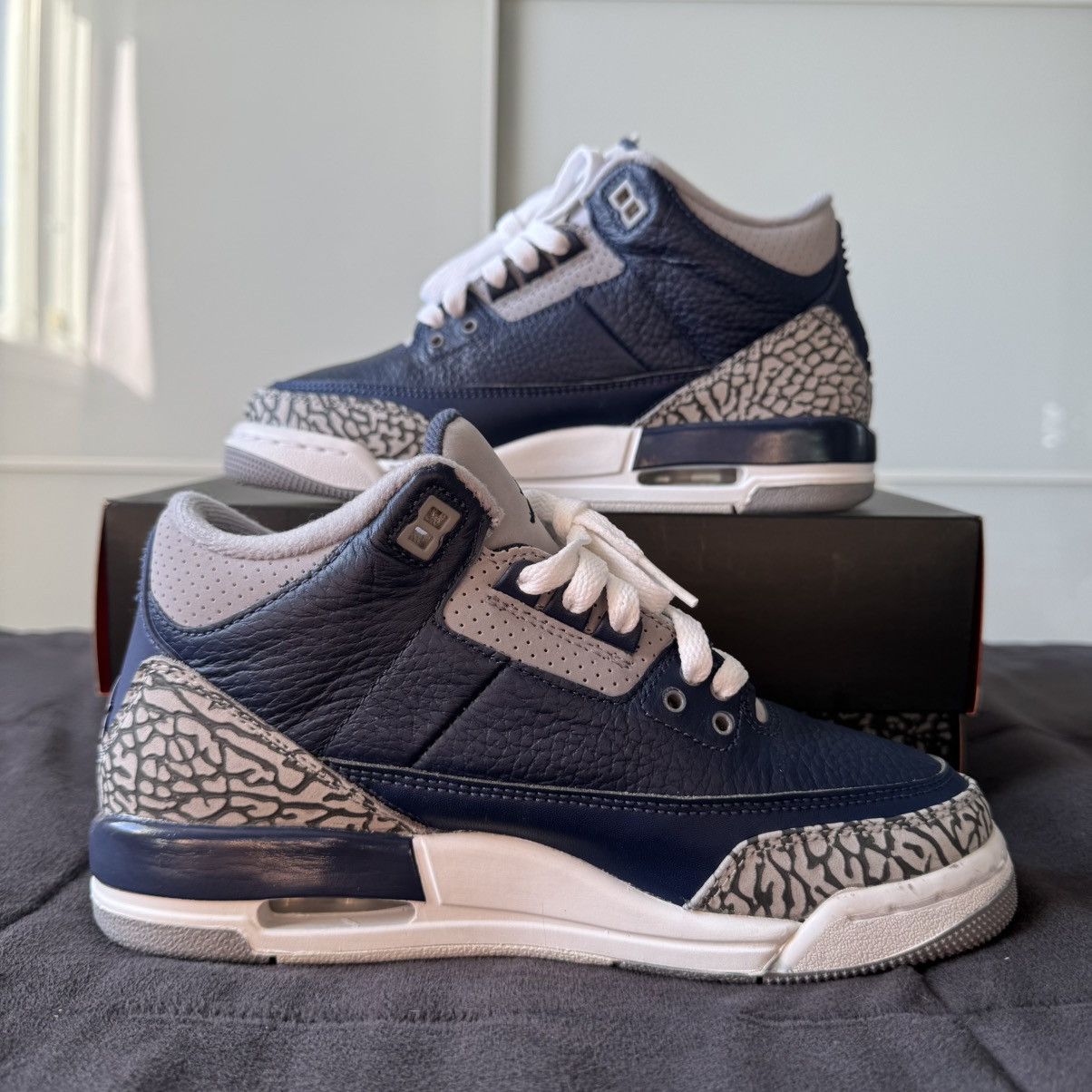 Jordan Brand × Nike Air Jordan 3 Retro “Georgetown” 2021 GS Size US 5.5 / EU 38 - 2 Thumbnail
