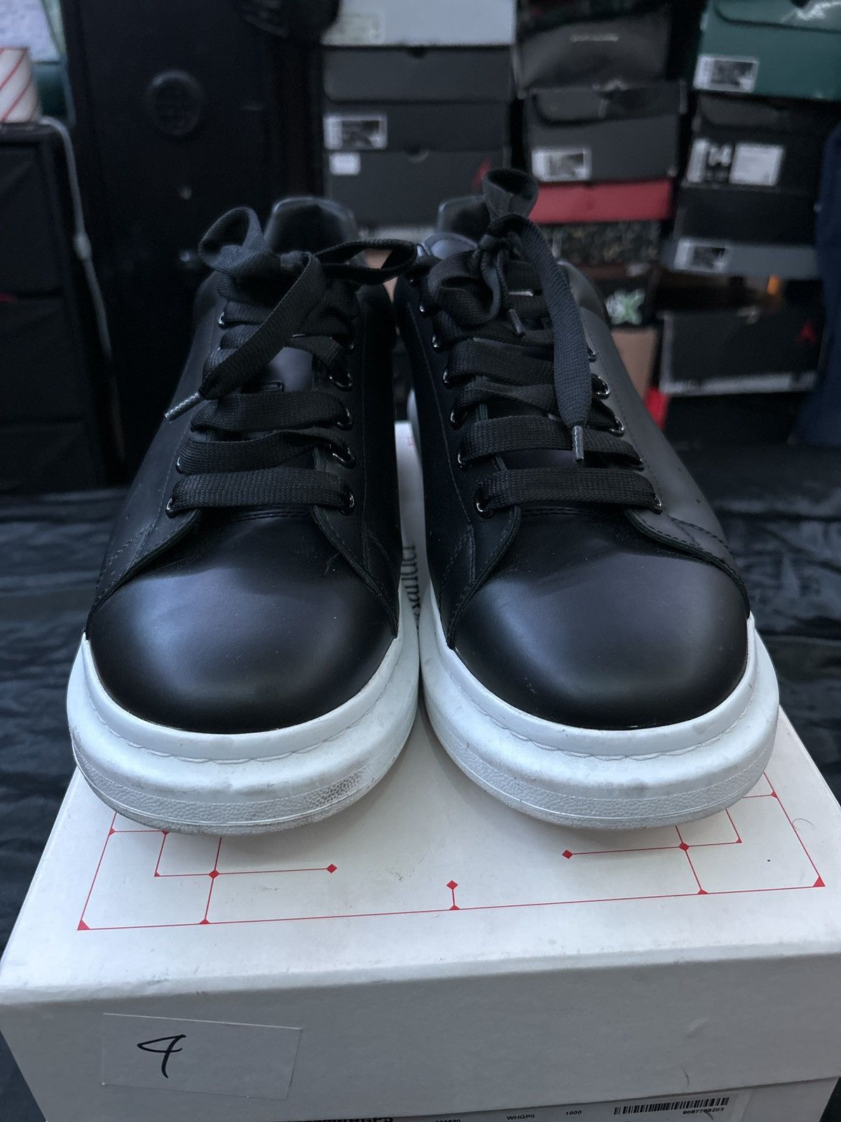 Alexander McQueen Alexander mcqueen oversized Size US 15 / EU 48 - 2 Thumbnail