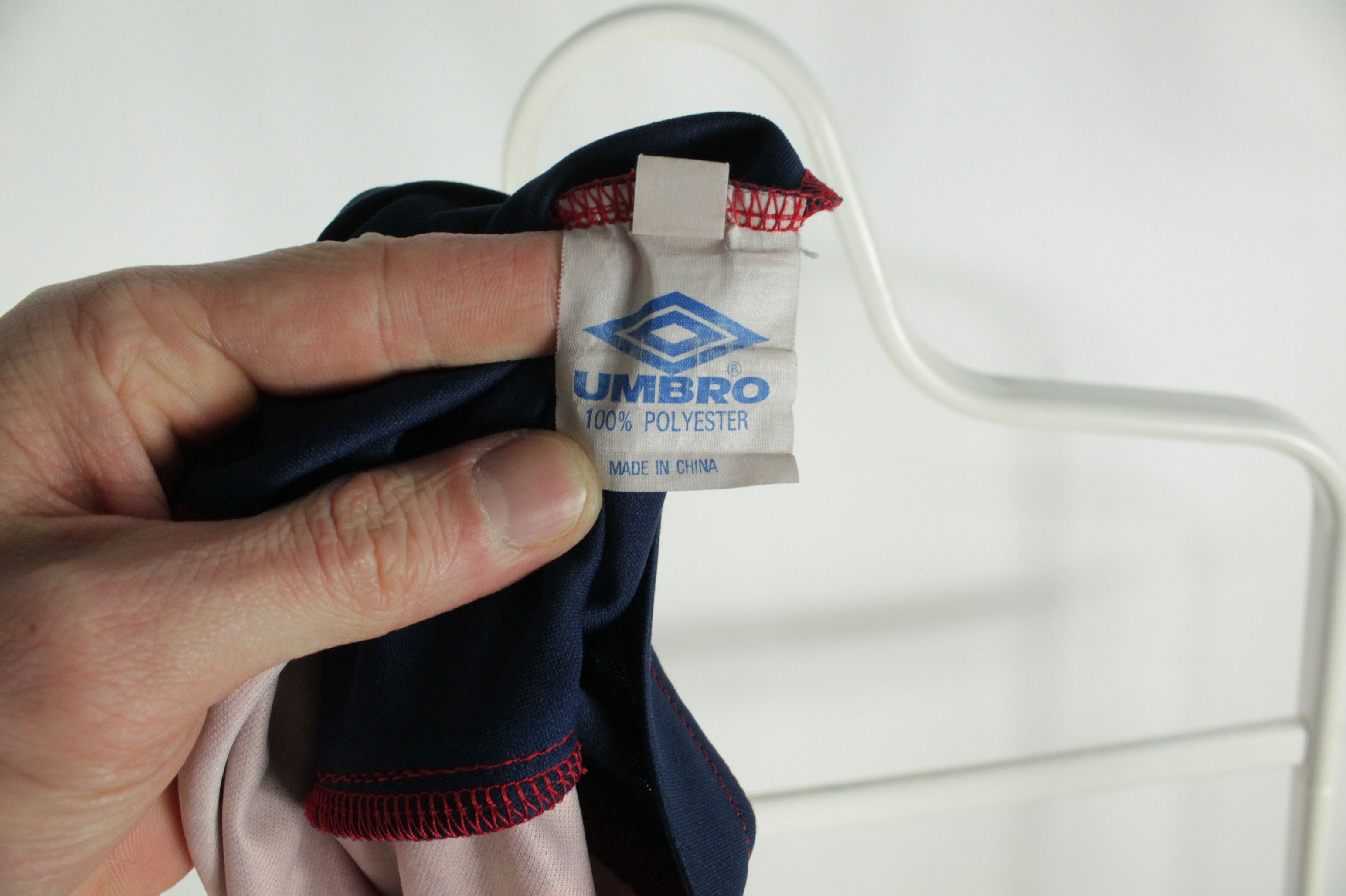 Umbro Vintage Umbro Pro Training Red Monogram T-Shirt Size US M / EU 48-50 / 2 - 8 Thumbnail