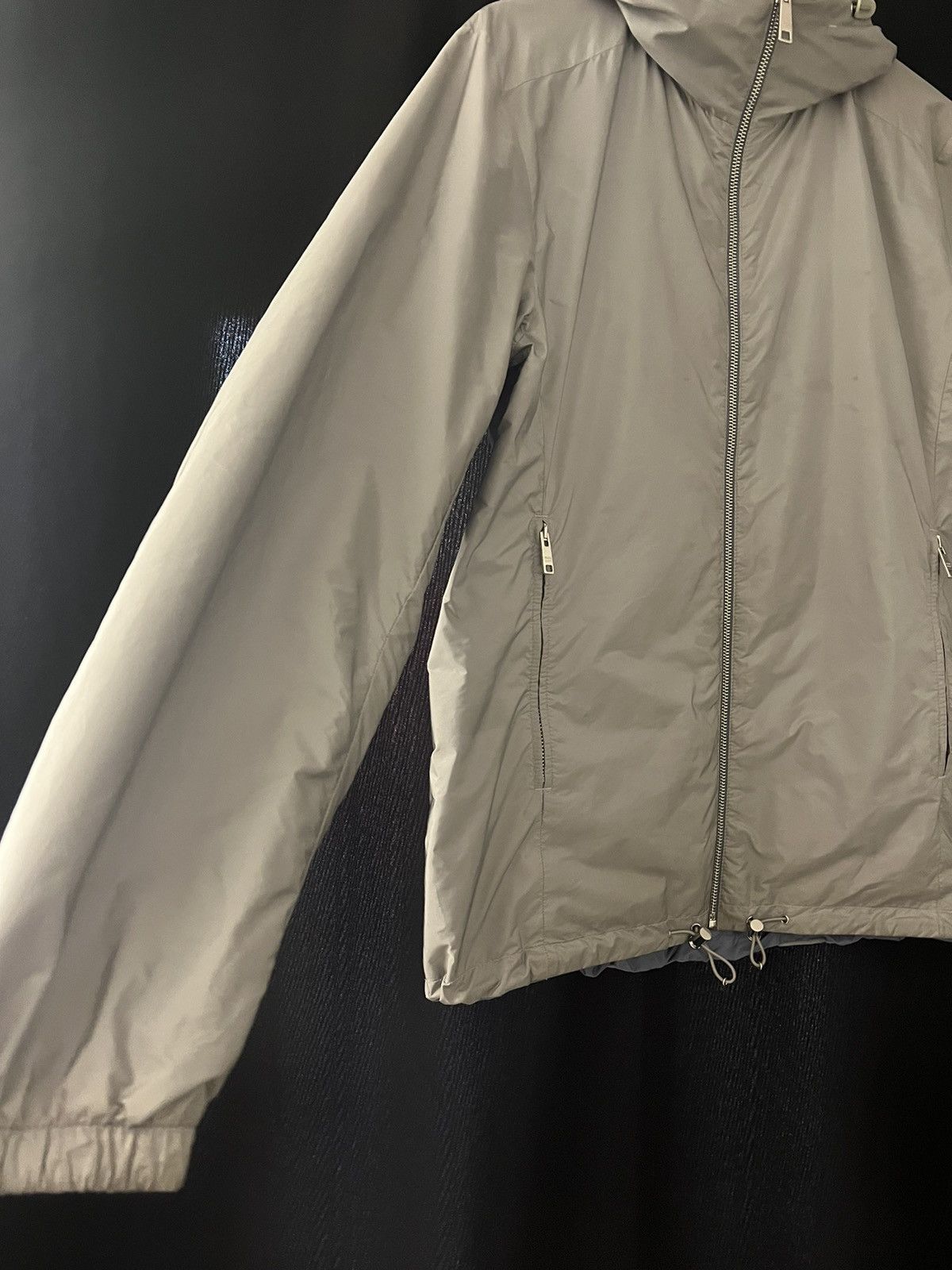 Prada Vest prada nylon reversible Size US M / EU 48-50 / 2 - 19 Thumbnail