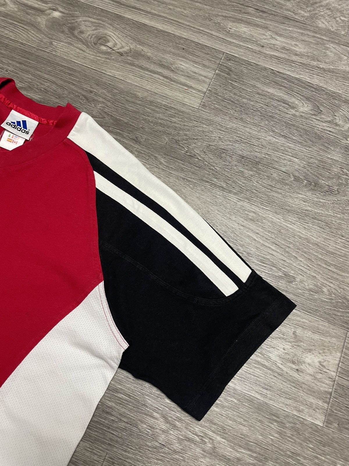 Adidas Vintage 90s Adidas Retro Style T-Shirt Size US XL / EU 56 / 4 - 5 Thumbnail