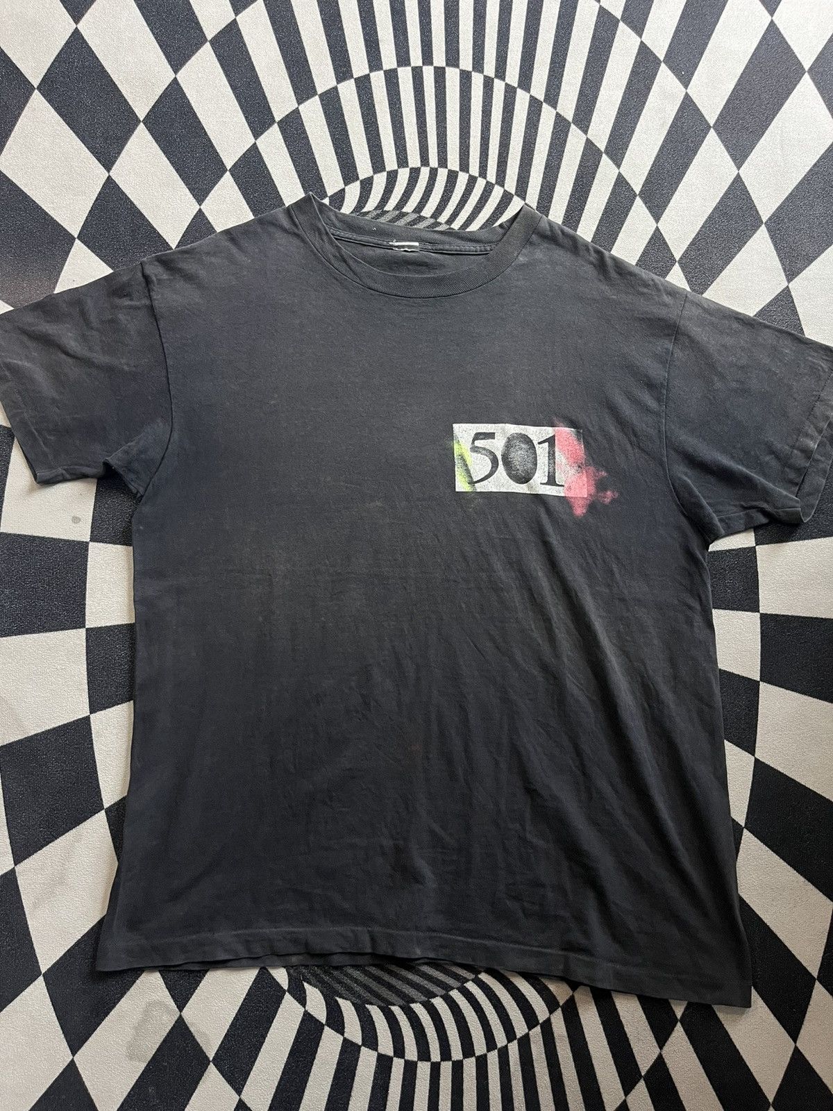 Levi's Vintage Levi’s 501 1989’s collections (sun fade) tshirt Size US XL / EU 56 / 4 - 4 Thumbnail