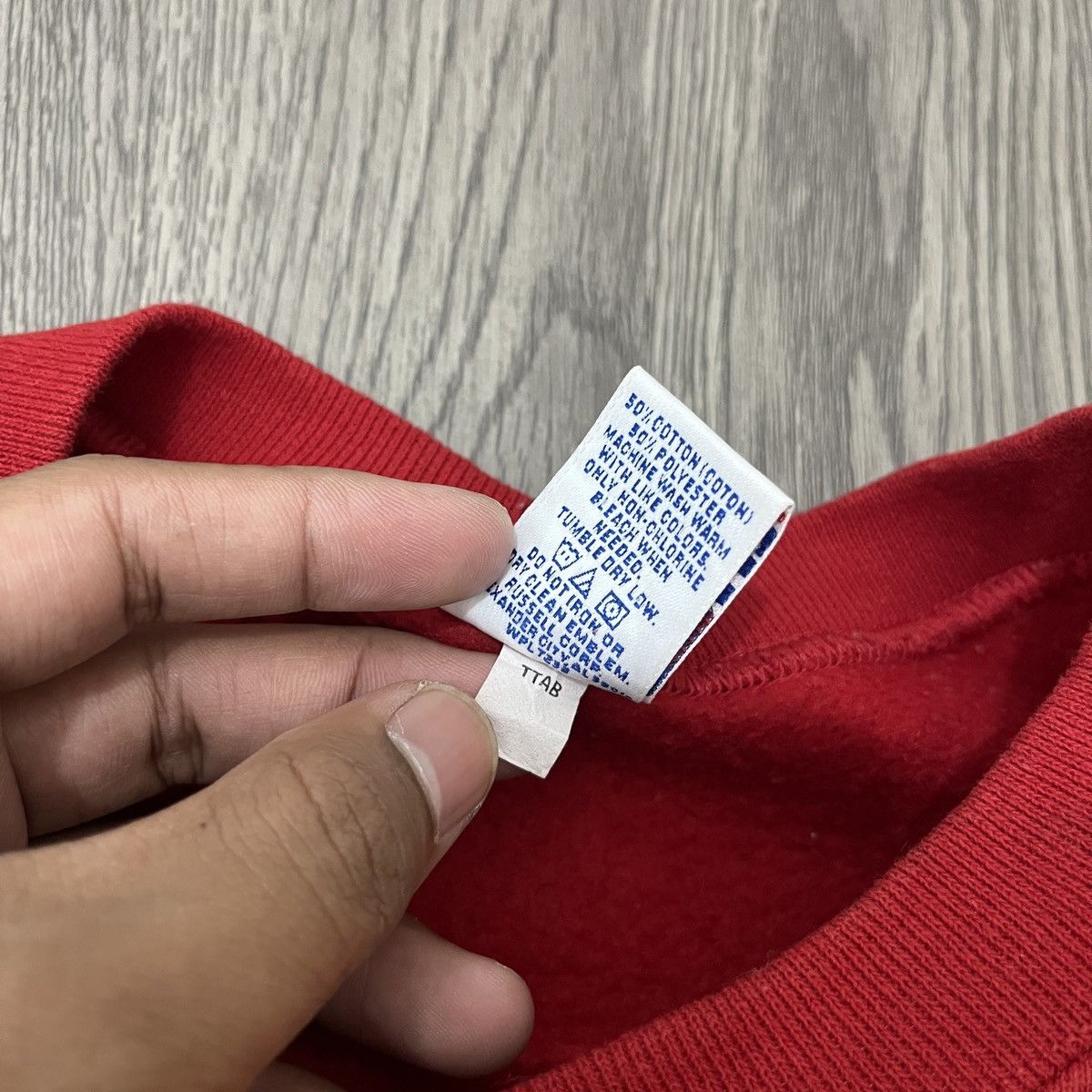 Russell Athletic 90s Blank Crewneck Russell Athletic Red Chili ifsixwasnine Size US M / EU 48-50 / 2 - 11 Thumbnail