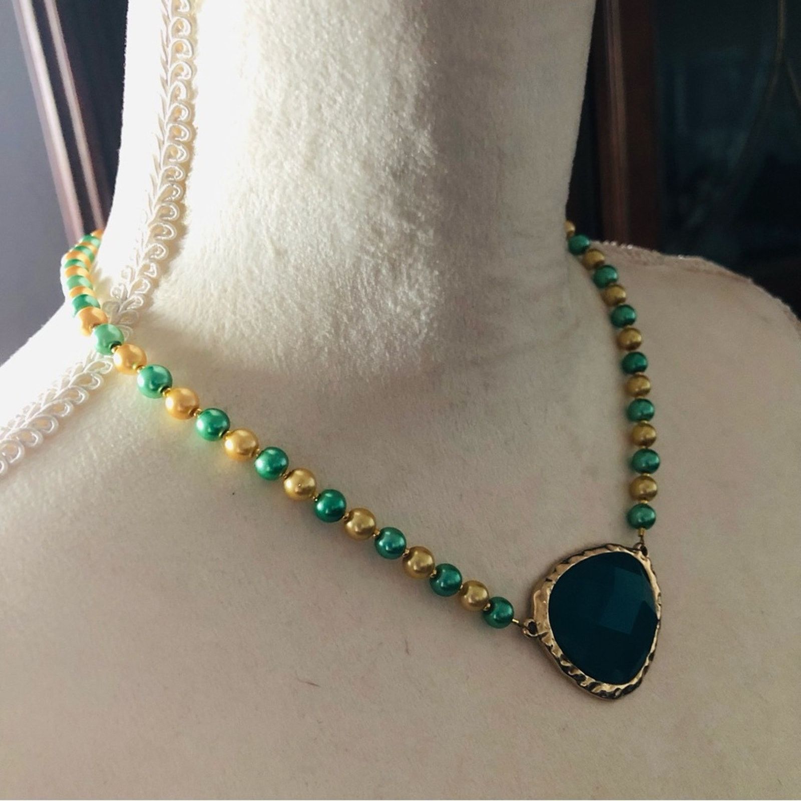 Handmade Handcrafted repurpose teal green dome glass Pearl necklace Size ONE SIZE - 3 Thumbnail