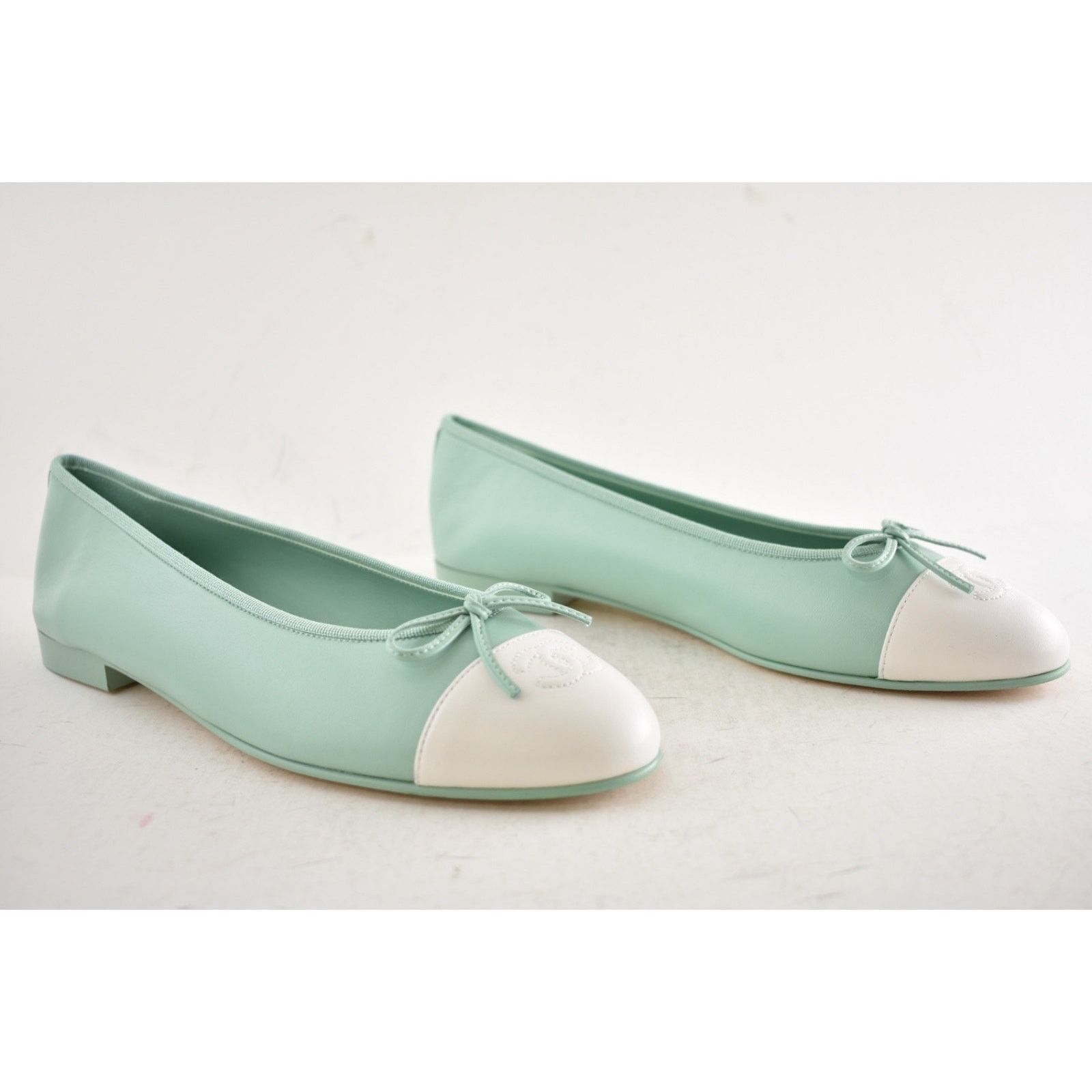 Chanel Chanel Mint Green Lambskin CC Logo Ballet Flat 38 Size US 8 / IT 38 - 4 Thumbnail