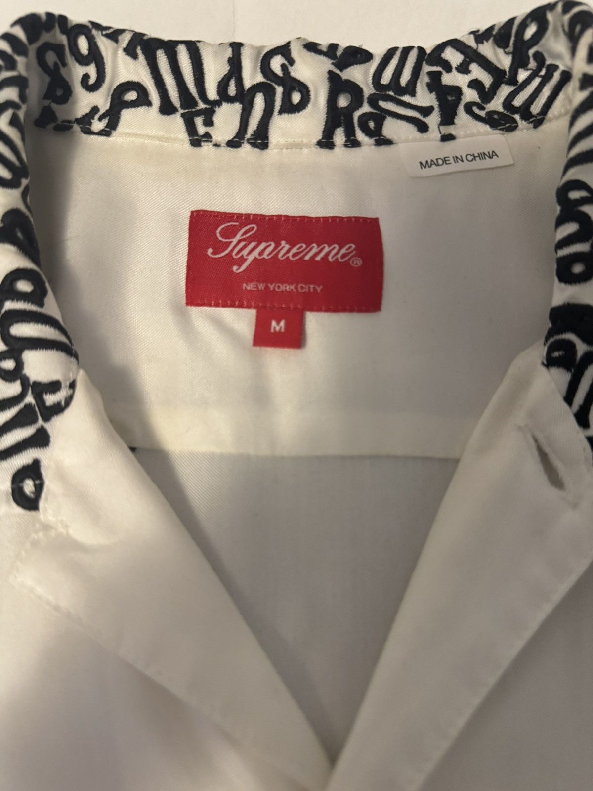 Supreme Supreme Nouveau Embroidered S/S Shirt Size US M / EU 48-50 / 2 - 3 Thumbnail