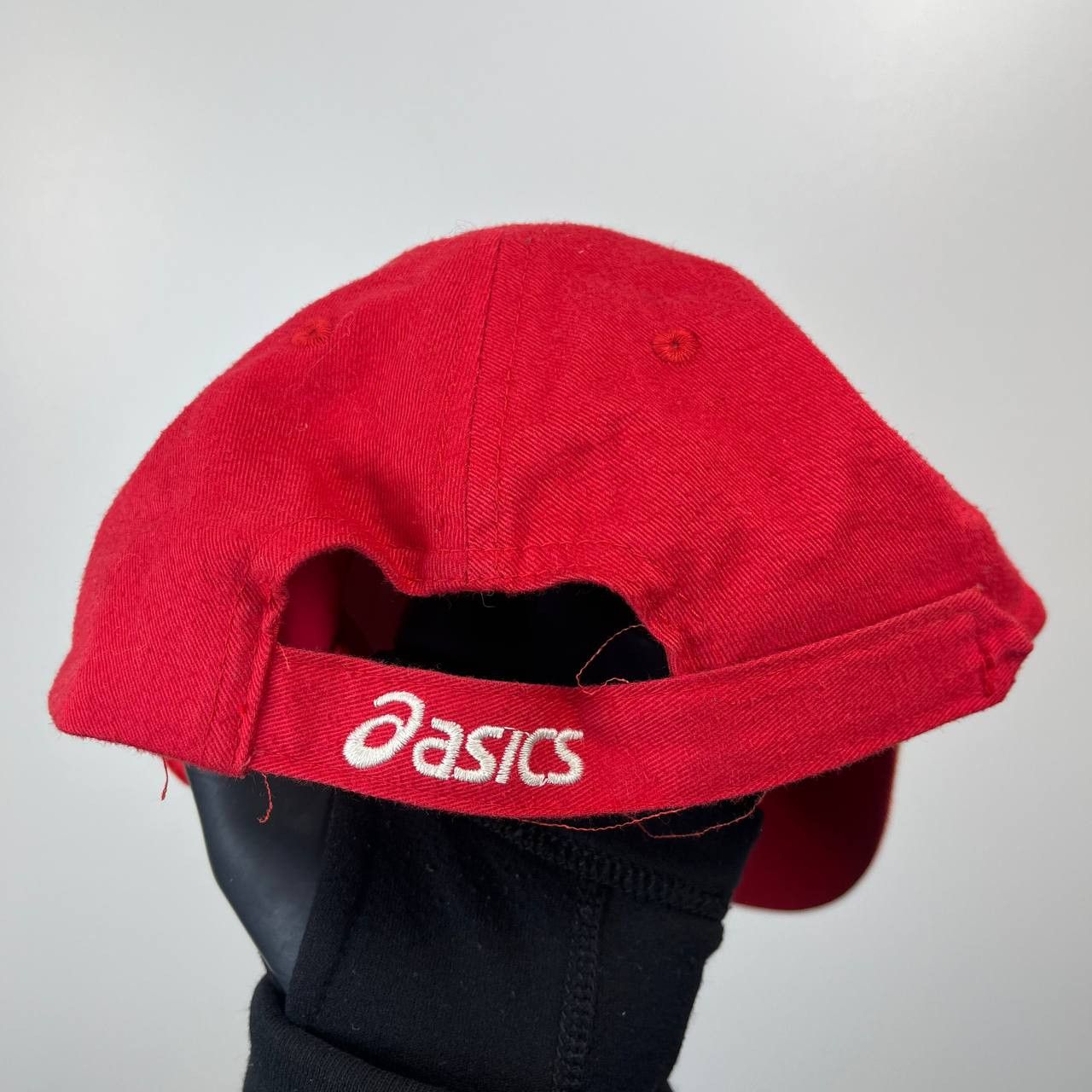 Asics Genoa CFC Football Cap Hat Asics Italy Soccer Adjustable Red Size ONE SIZE - 4 Thumbnail