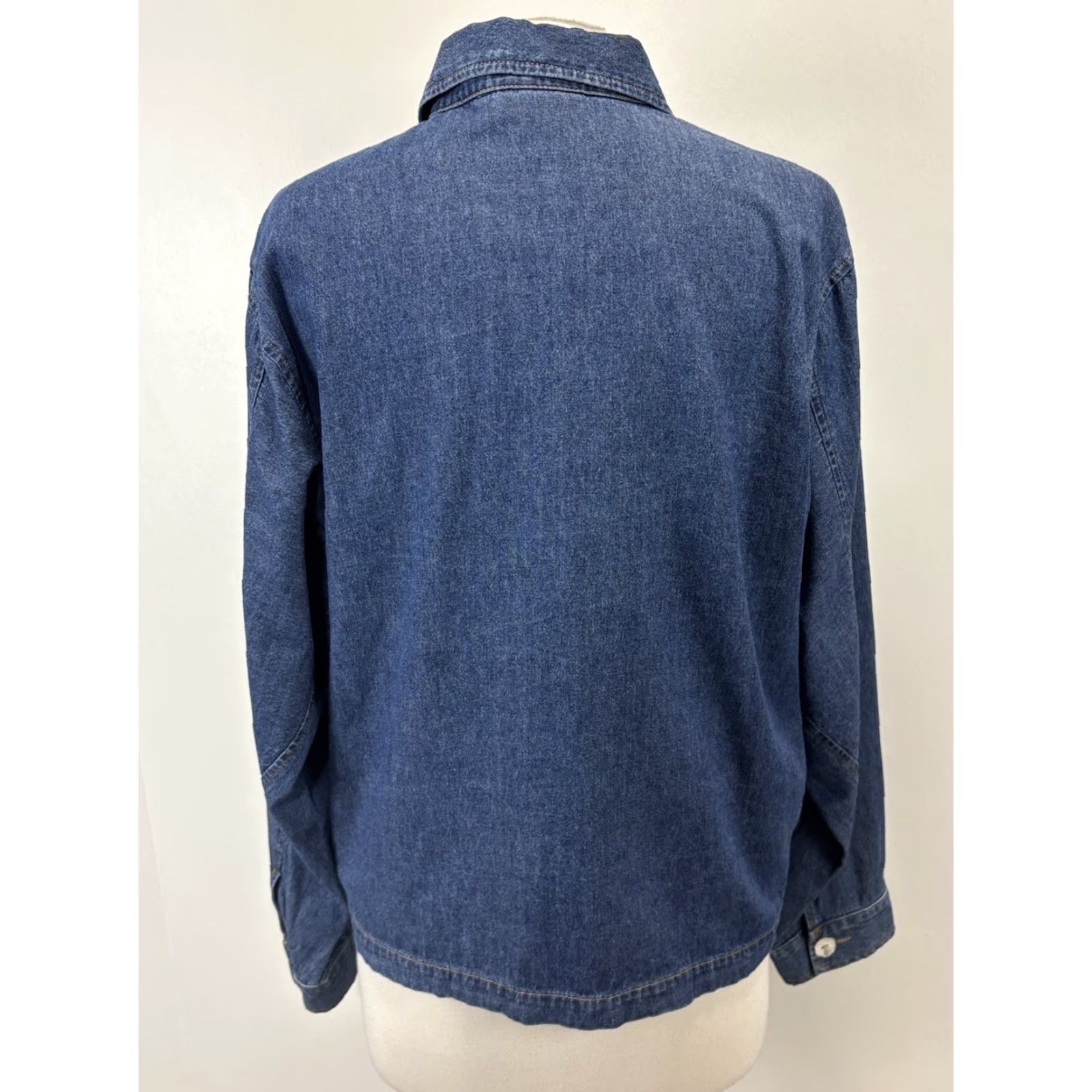 Coldwater Creek VINTAGE Coldwater Creek Chambray Denim Shirt Large Blue Button-Up Long Sleeve Collared 100% Cotton Womens Granny Core Cottage Core Buttons Made US Size L / US 10 / IT 46 - 3 Thumbnail