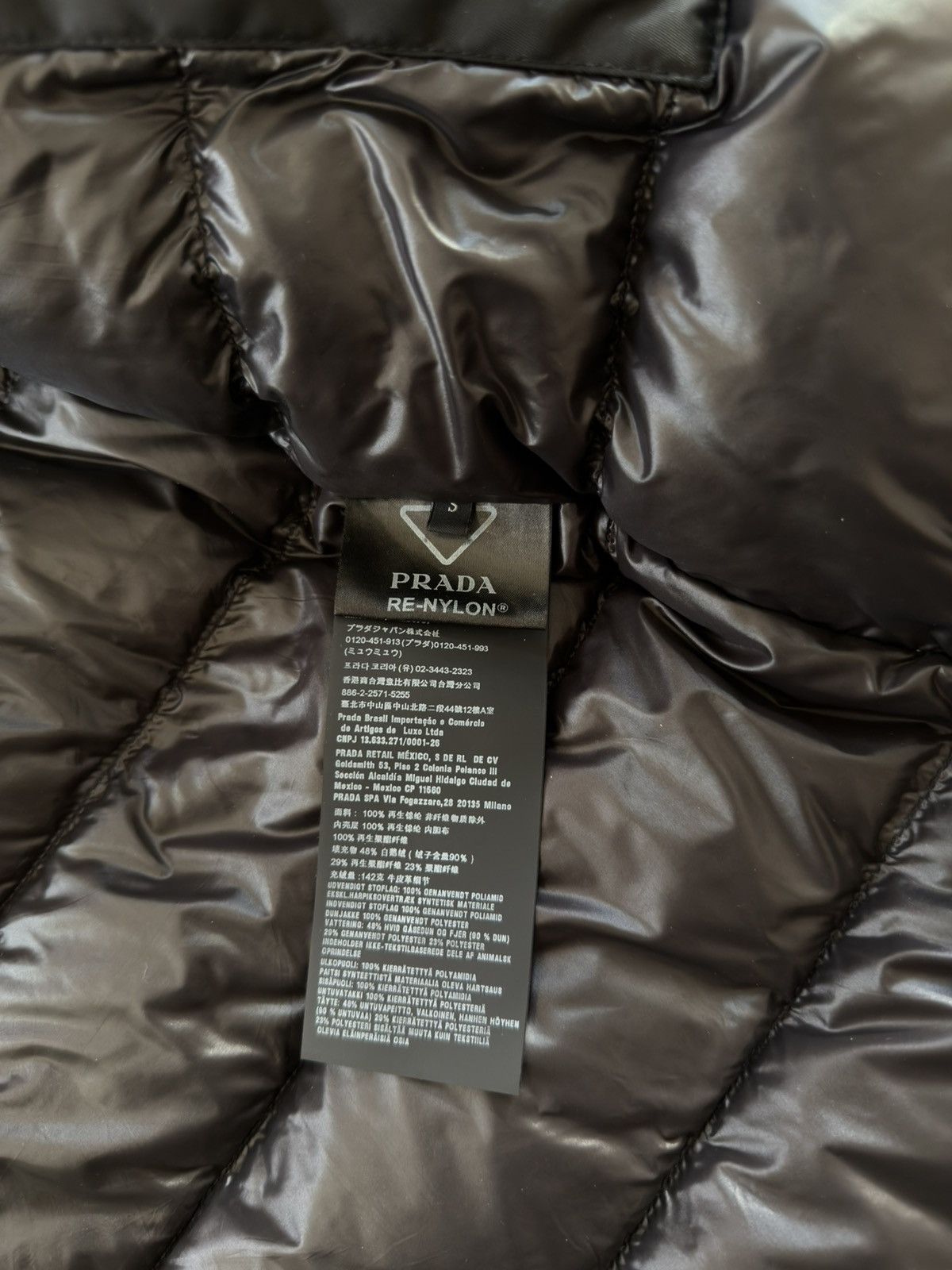 Prada Prada Cropped Re Nylon Down Jacket 2023 Small Black $3300 Size US S / EU 44-46 / 1 - 8 Thumbnail