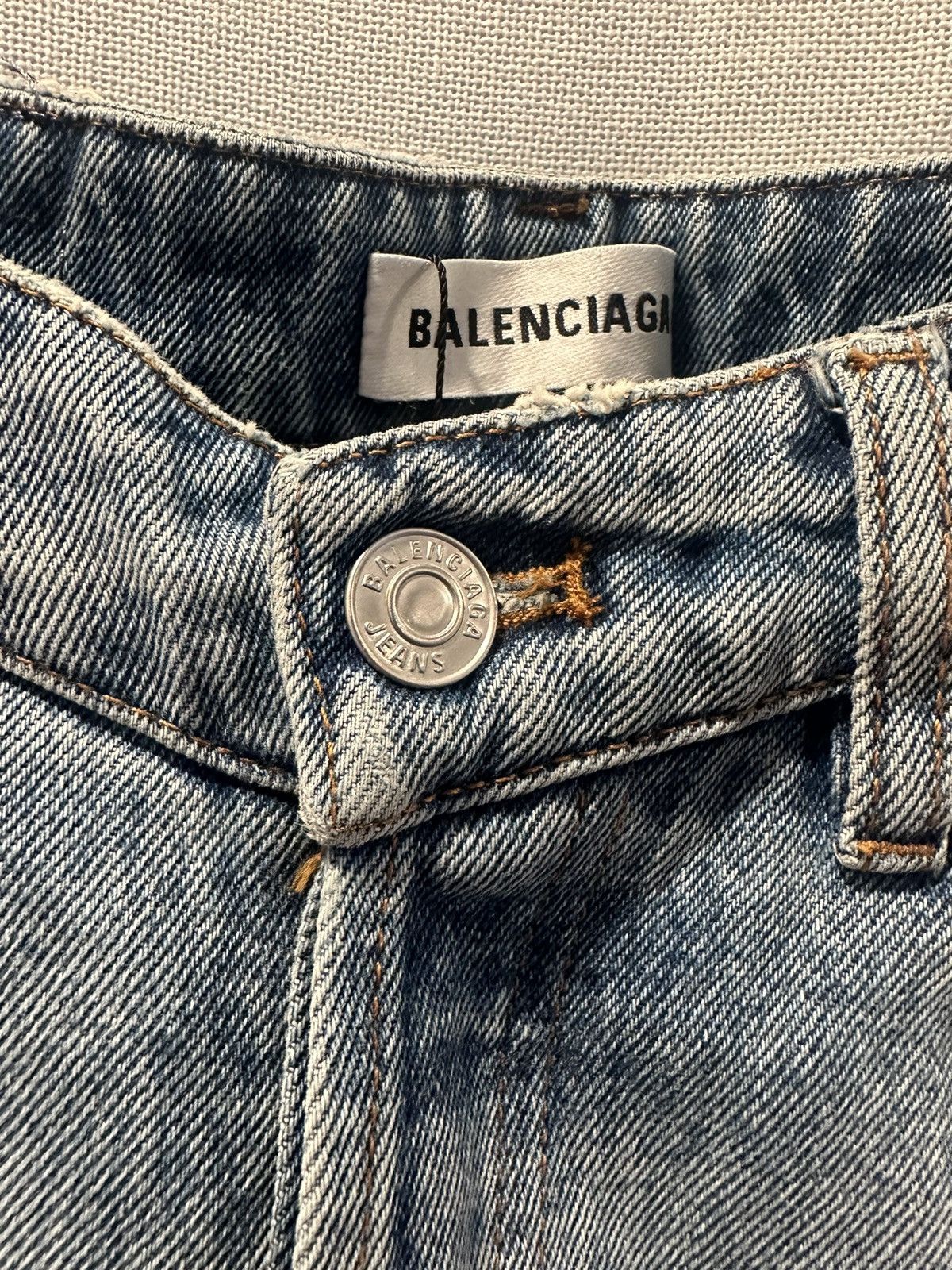 Balenciaga Balenciaga Light Wash jeans Size US 27 - 3 Thumbnail