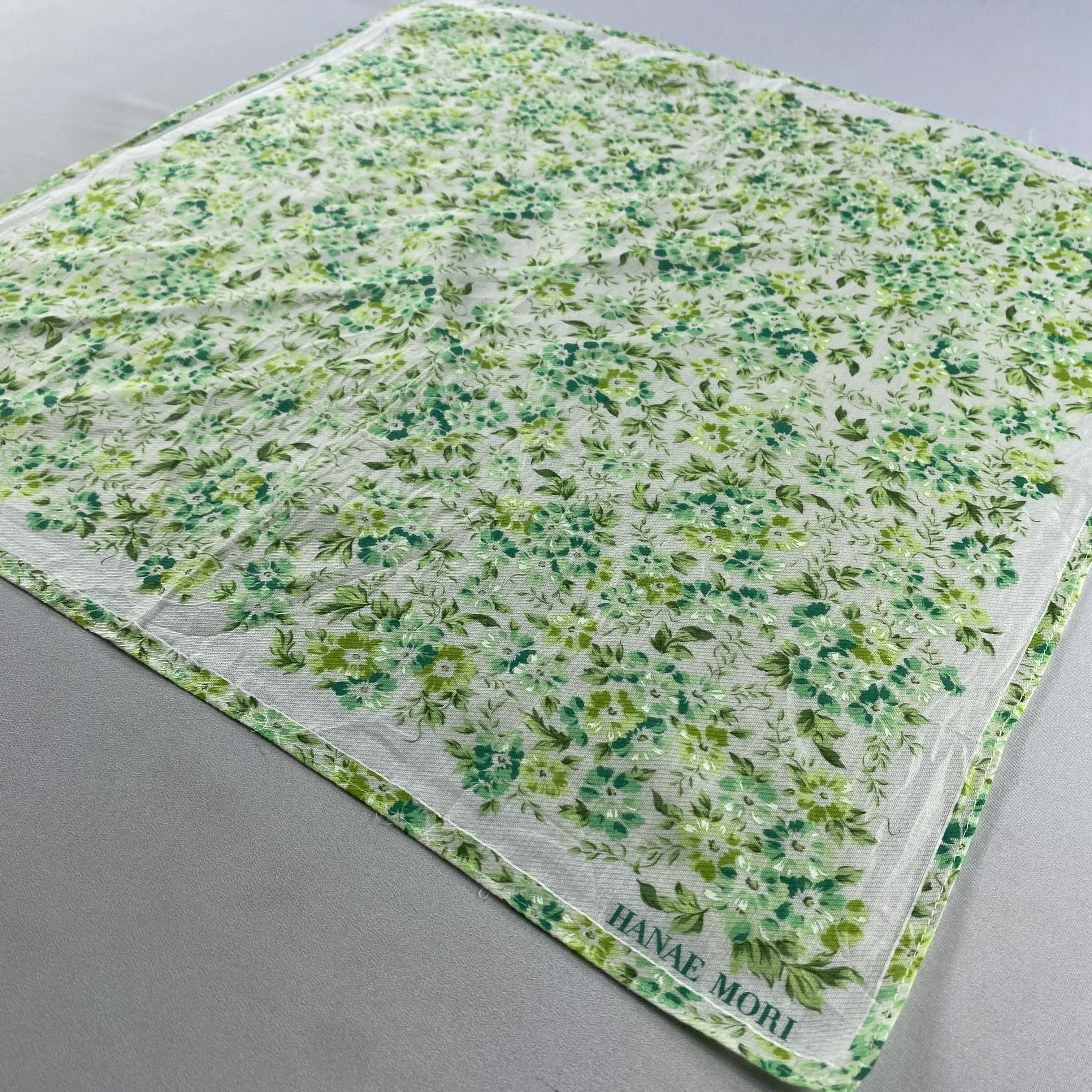 Vintage Hanae Mori Bandana/ Handkerchief / Neckerchief Size ONE SIZE - 4 Thumbnail