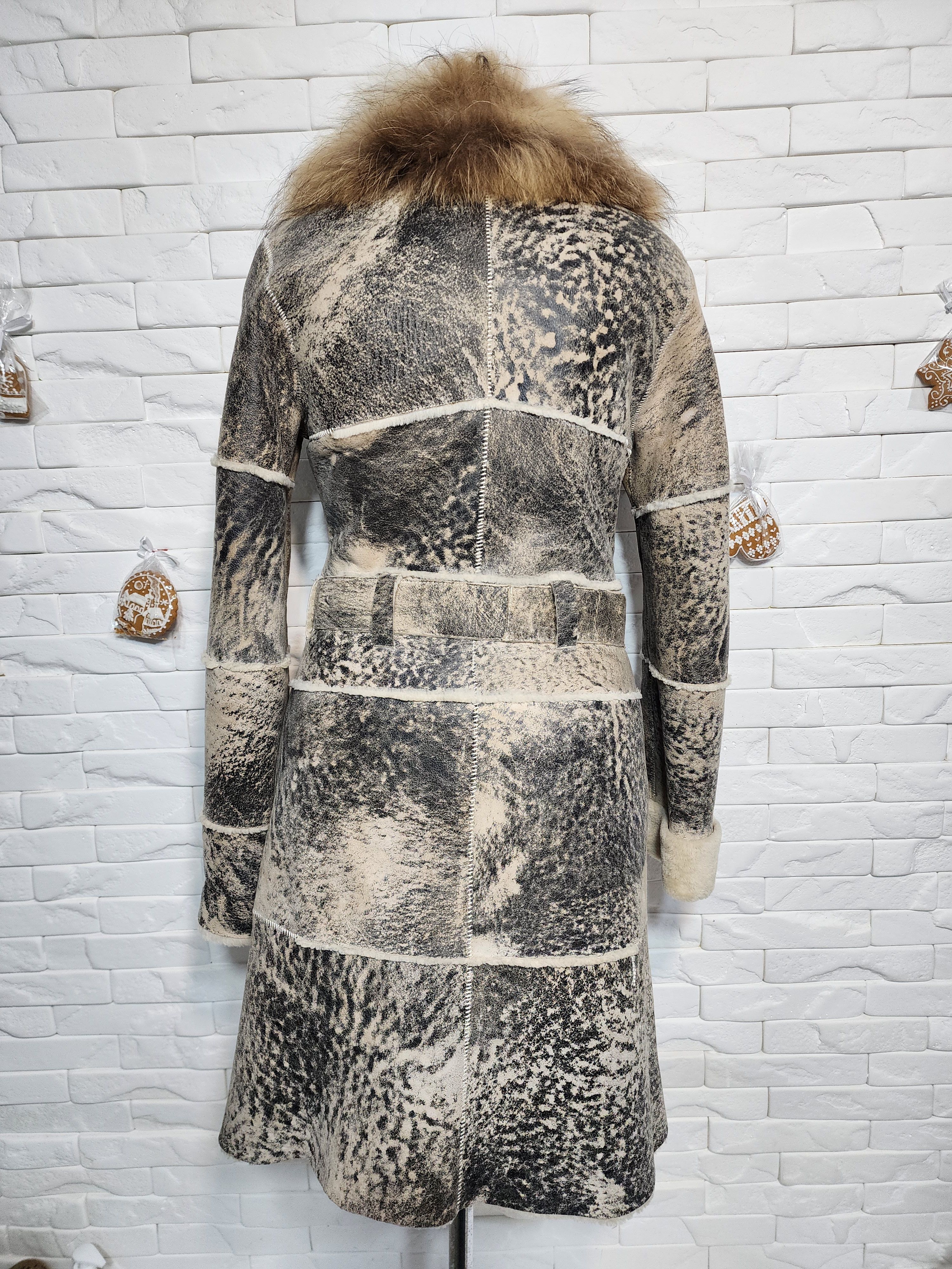 Furla Gray Sheepskin Coat: Women's Fur Collar Winter Coat Size S / US 4 / IT 40 - 4 Thumbnail