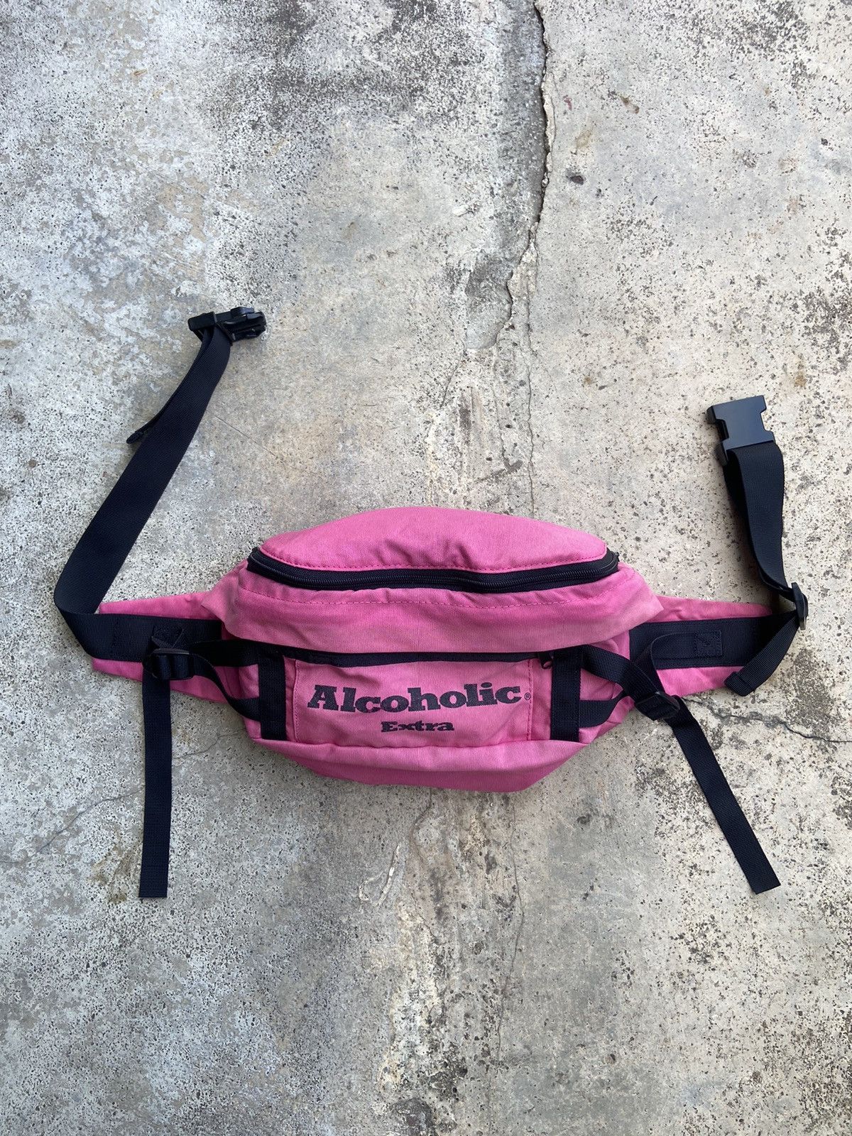 Hysteric Glamour Archive HG "ALCOHOLIC EXTRA" CONVERTIBLE WAIST BAG BACKPACK Size ONE SIZE - 1 Thumbnail