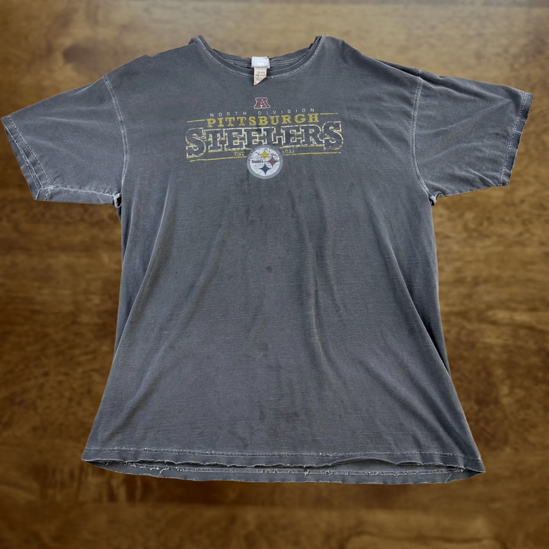 NFL Pittsburgh Steelers Shirt Mens 2XL Gray NFL Team Apparel Distressed Size US XXL / EU 58 / 5 - 1 Thumbnail