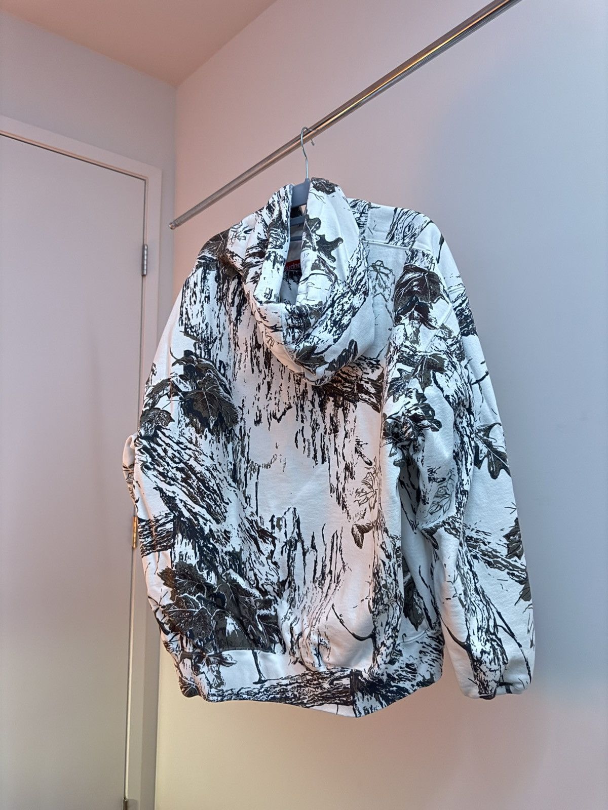 Supreme Supreme White Camo Real Tree Hoodie Size US L / EU 52-54 / 3 - 2 Thumbnail