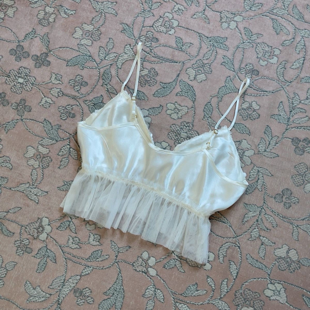 Other Romantic Soft White Mesh Floral Camisole Top (M) Size M / US 6-8 / IT 42-44 - 6 Thumbnail